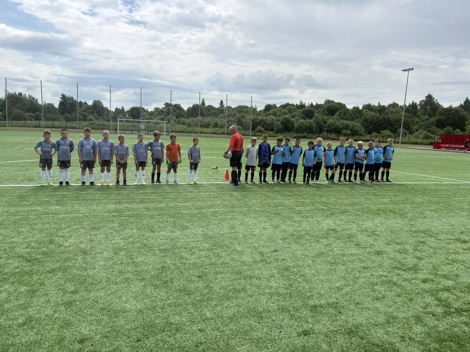 ⚽️ Озёры — огонь! Две победы в Луховицах!

22 июня на поле «Авиатора» наши парни из «Текстильщик - Ю