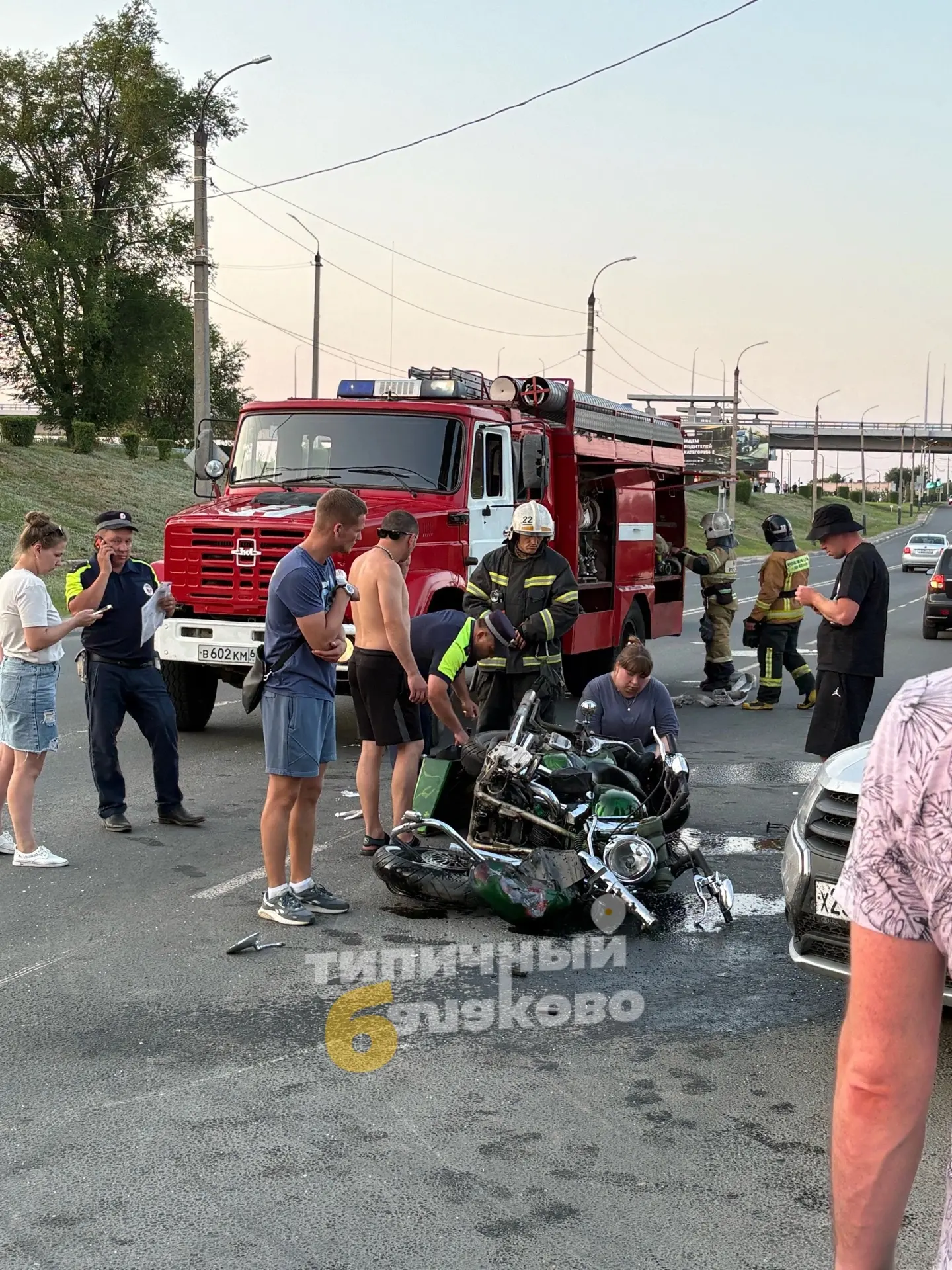 ДТП с участием мотоциклиста на Сарканале. Пострадавшего доставили в медучреждение.