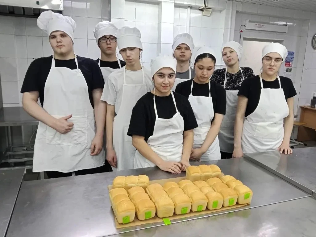 🥐 В рамках проекта «Первая профессия» продолжается обучение по направлению «Пекарь» на...