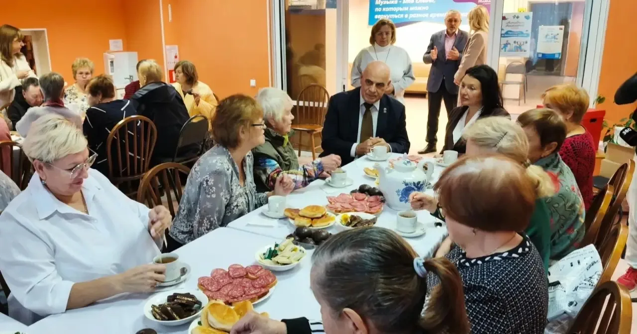 1 октября — день, наполненный теплом и уважением! ❤️