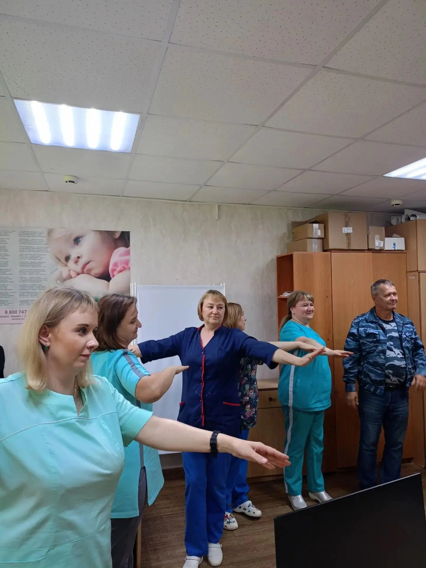 Зарядка на рабочем месте — энергия и здоровье для каждого сотрудника!💪

Друзья, коллеги! Мы каждый 