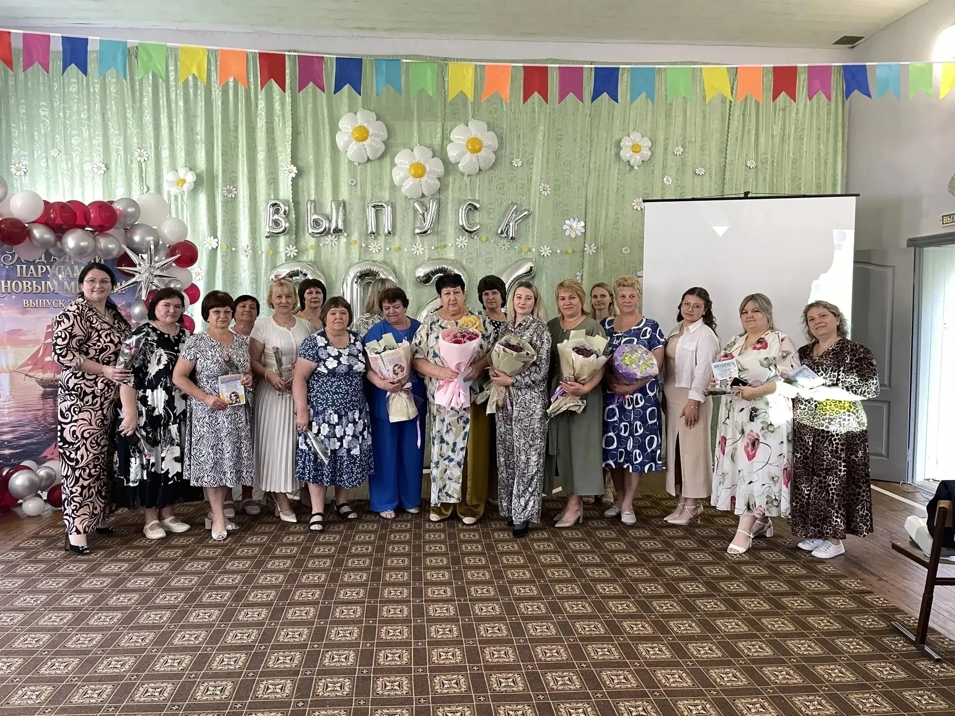 🎉5 июня 2026года в нашей школе состоялась торжественная церемония, которая символизиру...