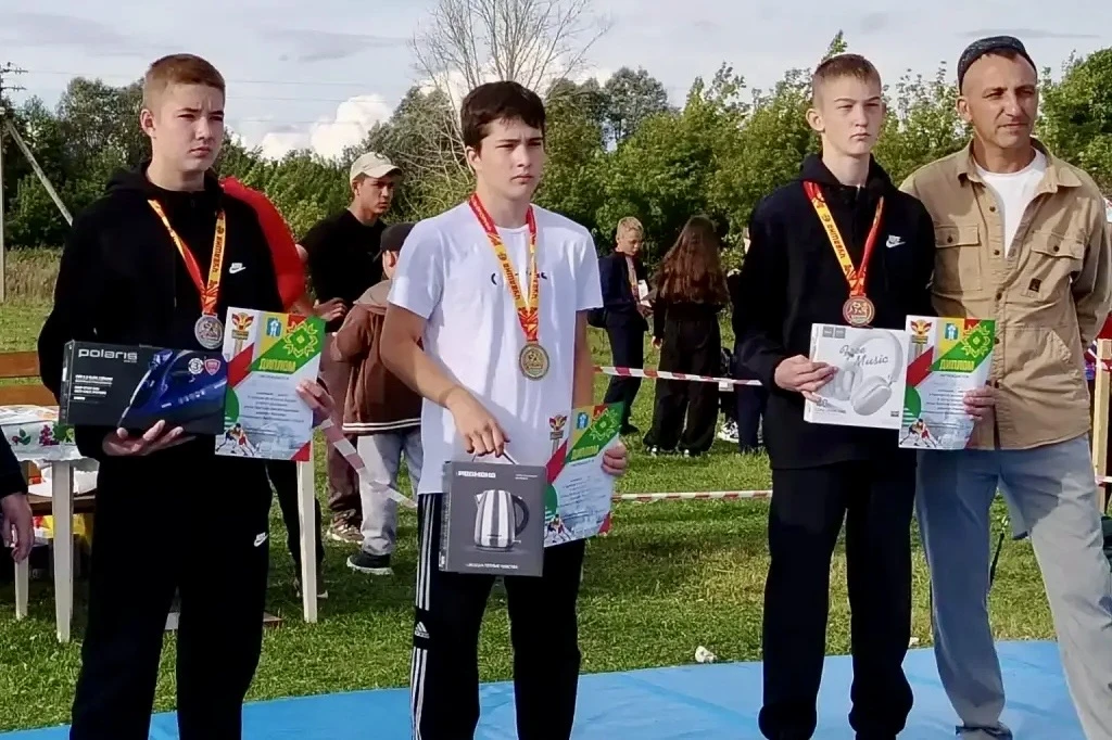 🏆 Студент ЧТТСТ завоевал золото на турнире по вольной борьбе