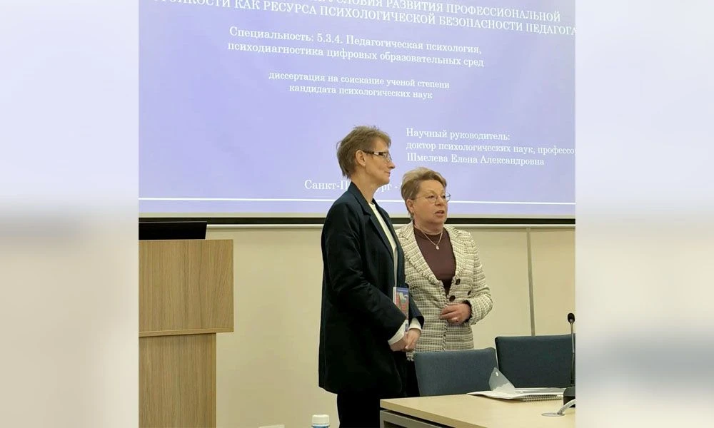Поздравляем выпускницу аспирантуры Кольчугину Наталью Ивановну с успешной защитой канди...