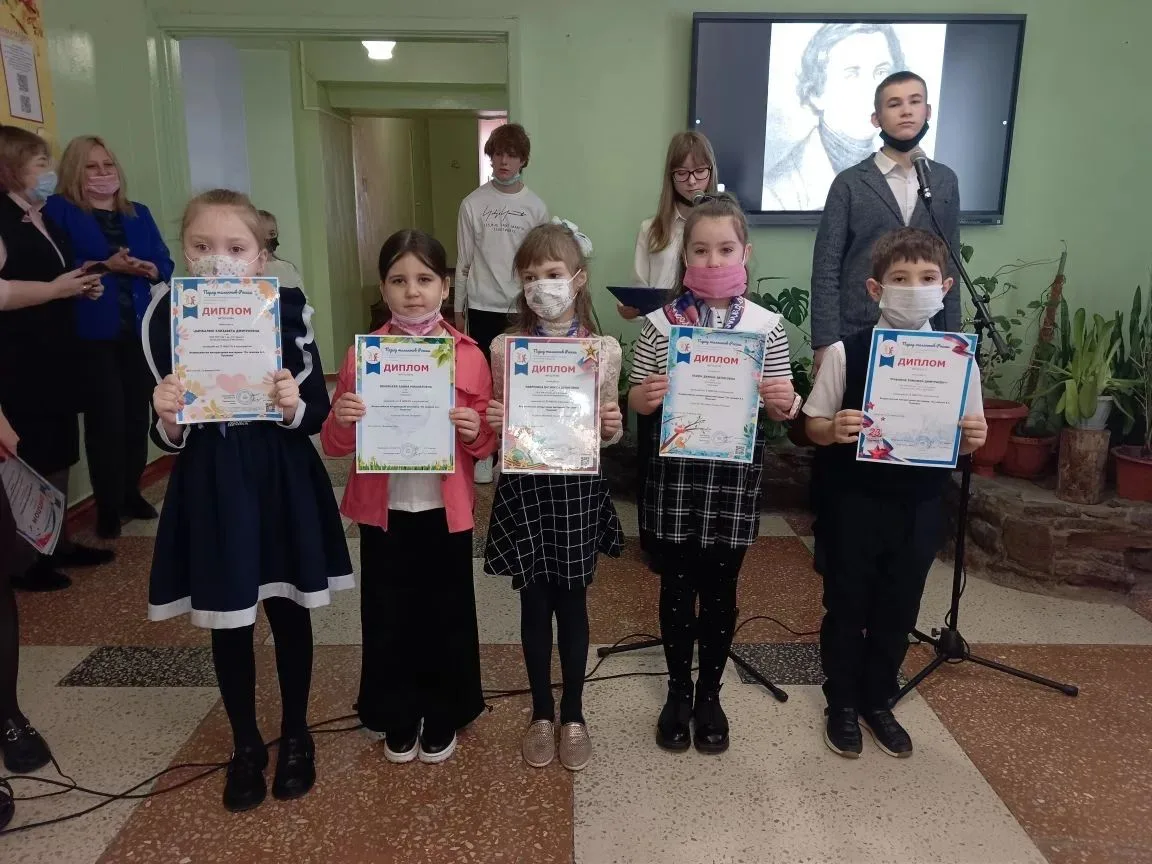 ДНИ НАУКИ И ТЕХНИКИ В ШКОЛЕ: ОТ ОТКРЫТИЯ ДО ФЕЕРИЧНОГО ФИНАЛА