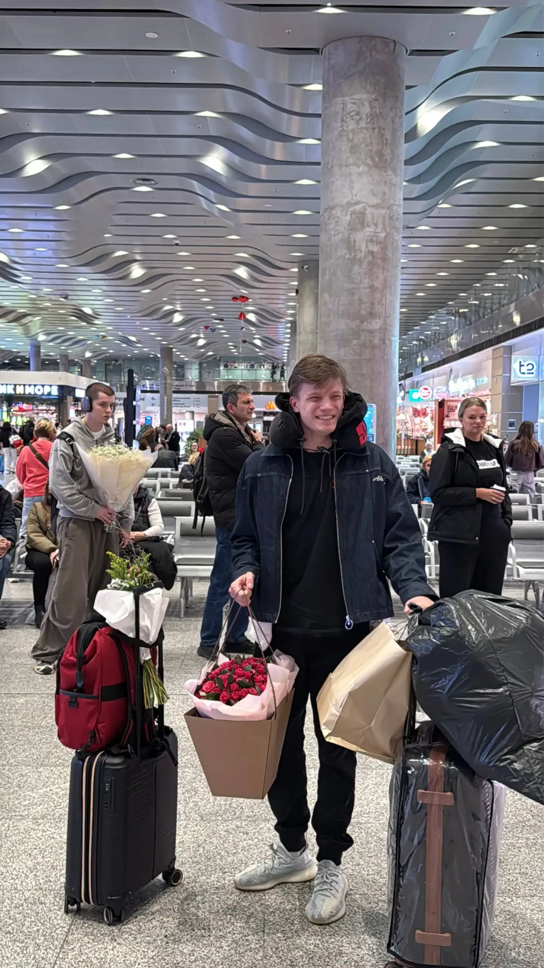 💙 Евгения Семененко встретили болельщики в Петербурге после победы в Братиславе
