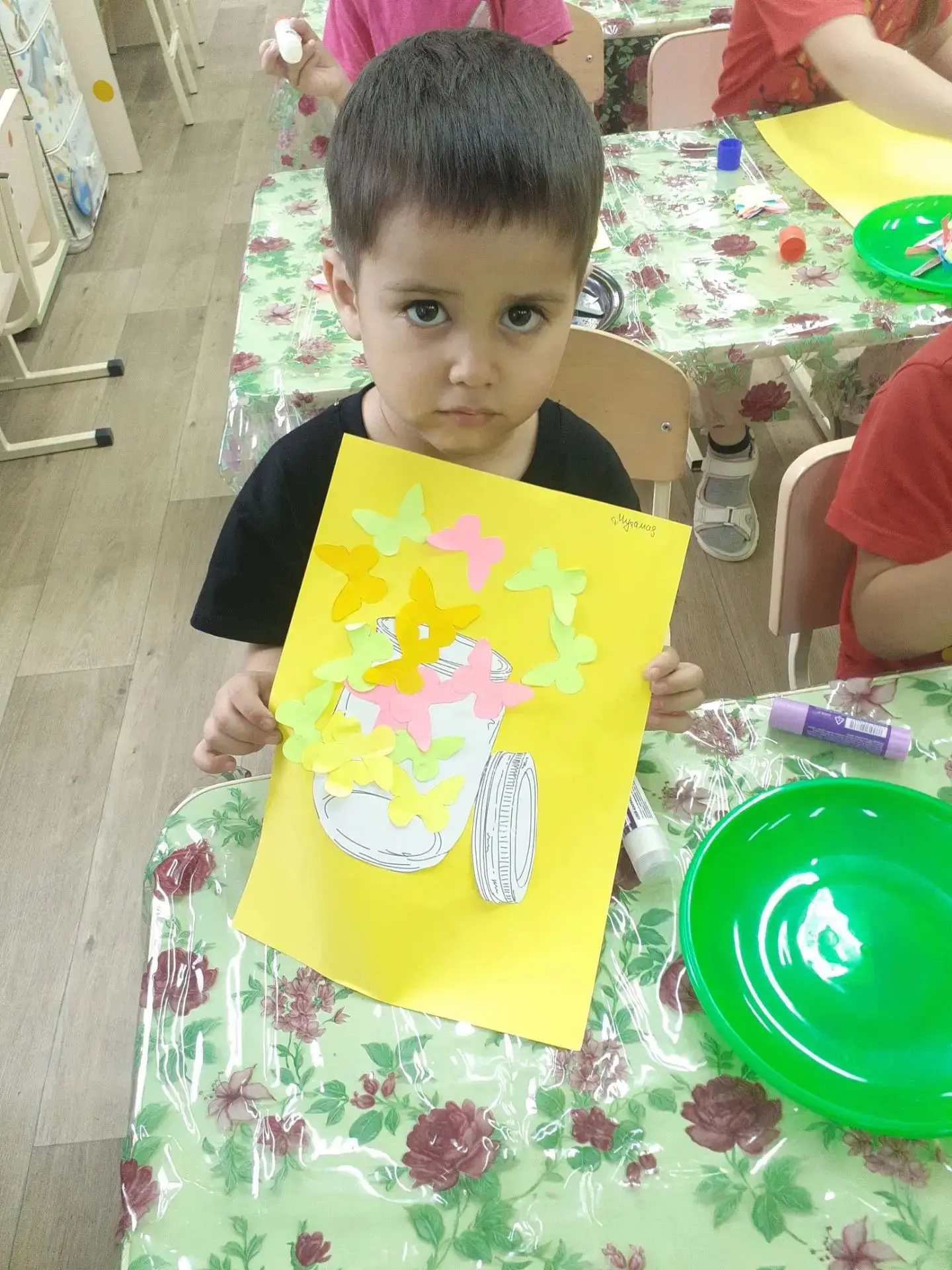 Маленькое сердце на миллион добрых дел ❤️🦋
«Есть дом у людей, у птиц и зверей, а у бабочек нет...» 