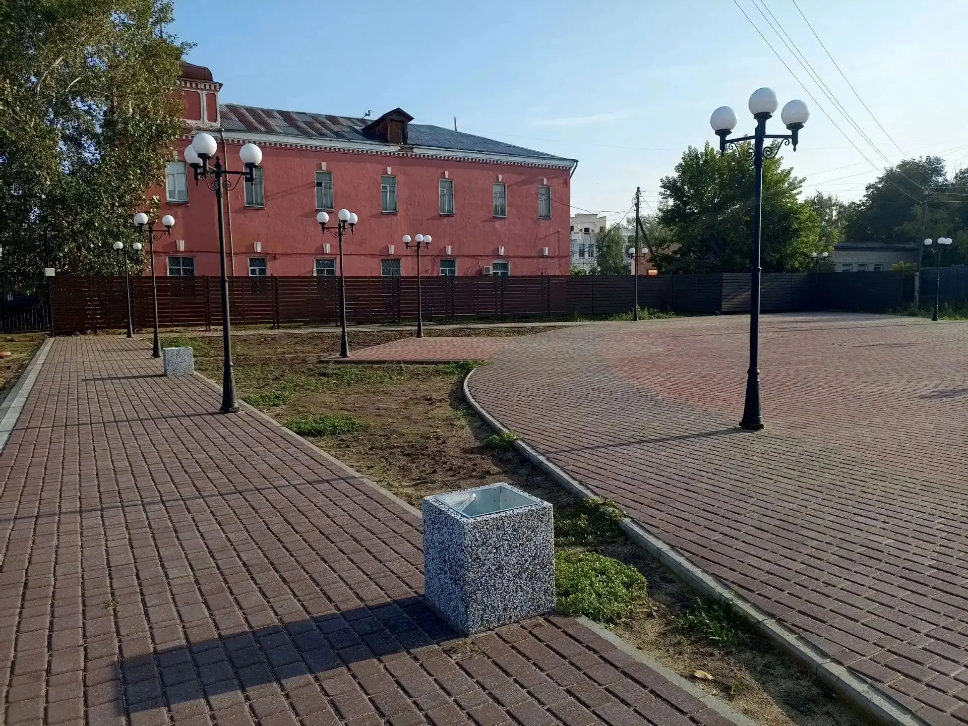 С 2017 года Славгород участвует в федеральном проекте «Формирование комфортной городско...