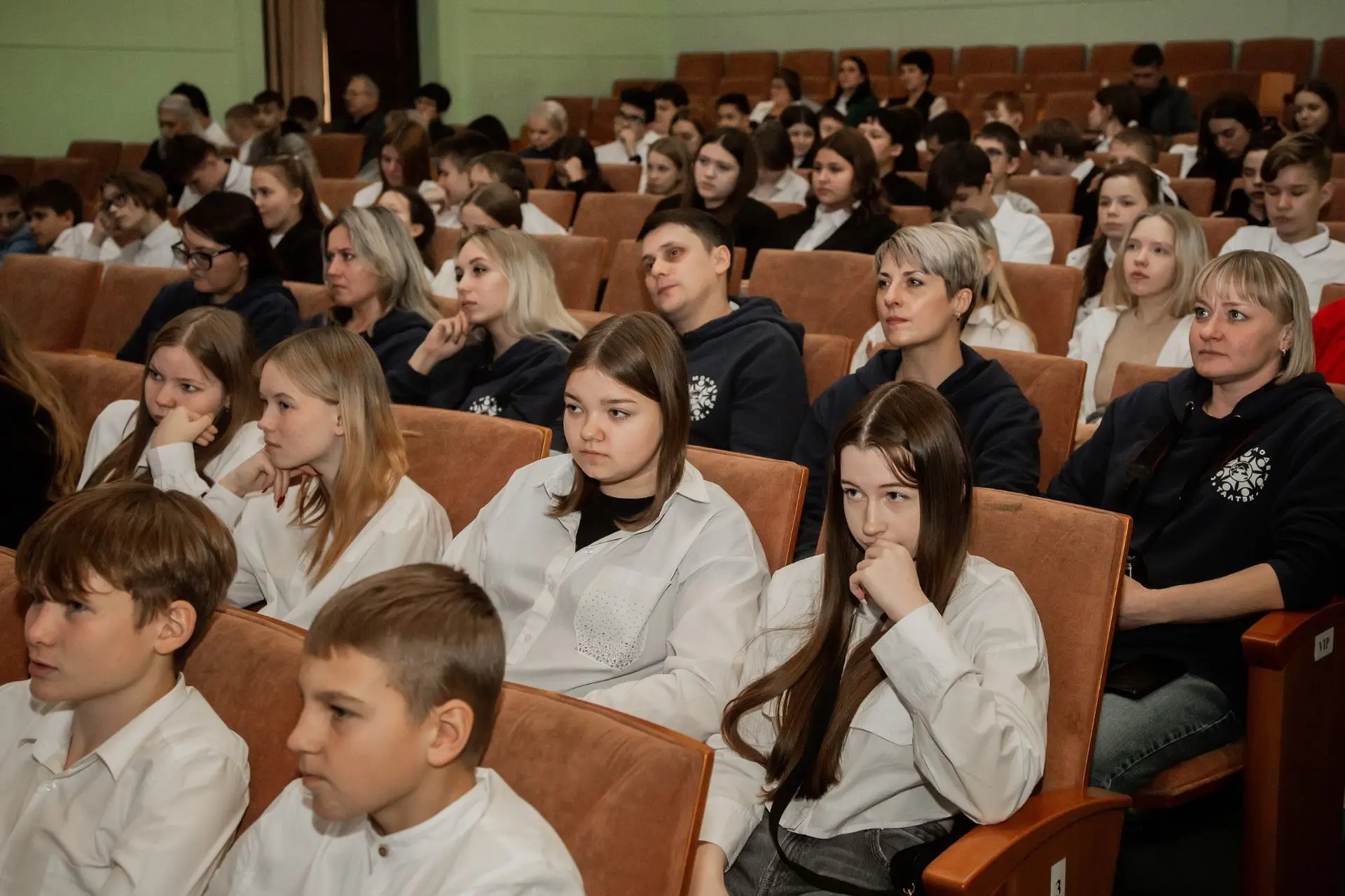 25 декабря на площадке Дома детского творчества состоялась церемония закрытия Городског...