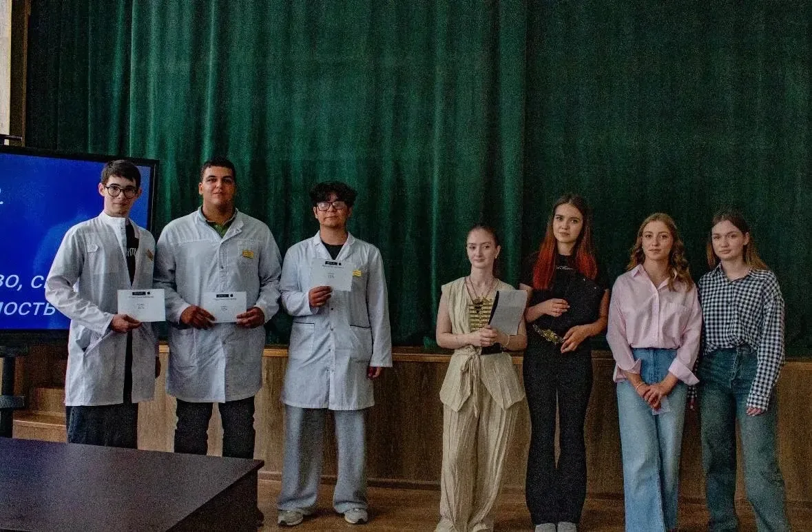 В Майкопском медицинском колледже состоялась интеллектуальная викторина «Та самая Россия», посвящённ