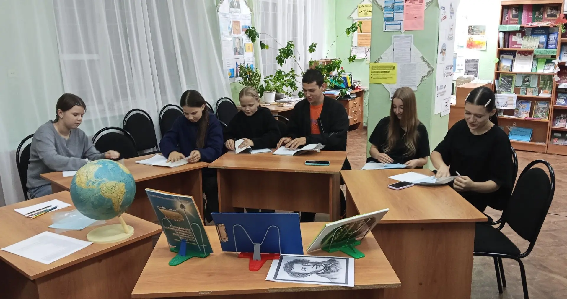 1 сентября 2026 года в библиотеке с.Дигилёвка прошла литературно-