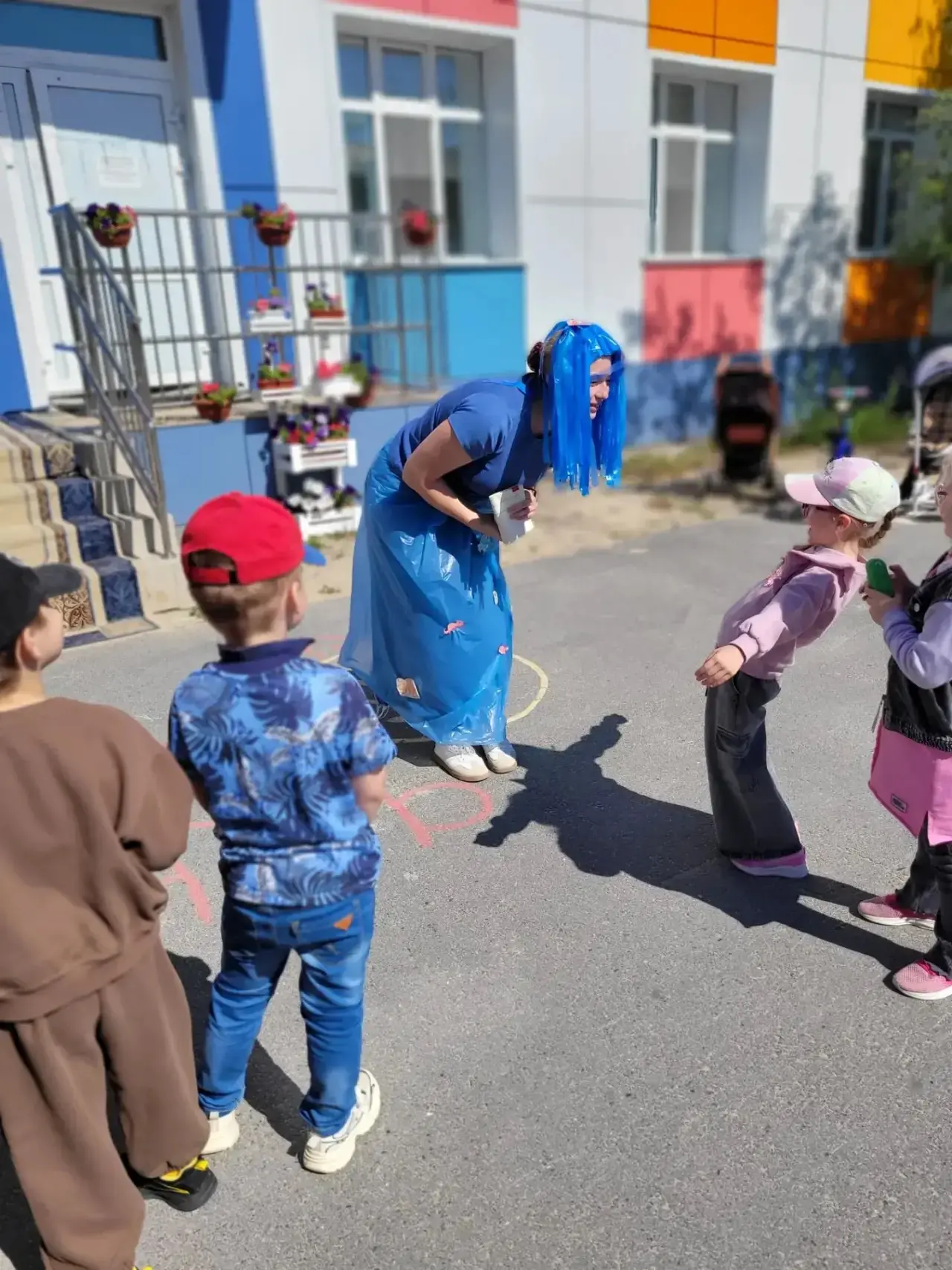 🎉 День воды — это было настоящее приключение! 🌊

К ребятам в гости пришёл сам Водяной! 🧜‍♂️ Он ра