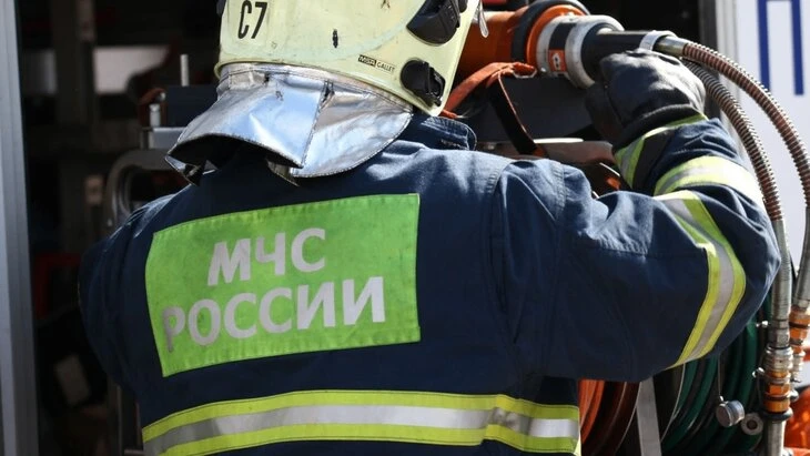 Пожар возник на предприятии в порту Краснодарского края после атаки БПЛА 😢