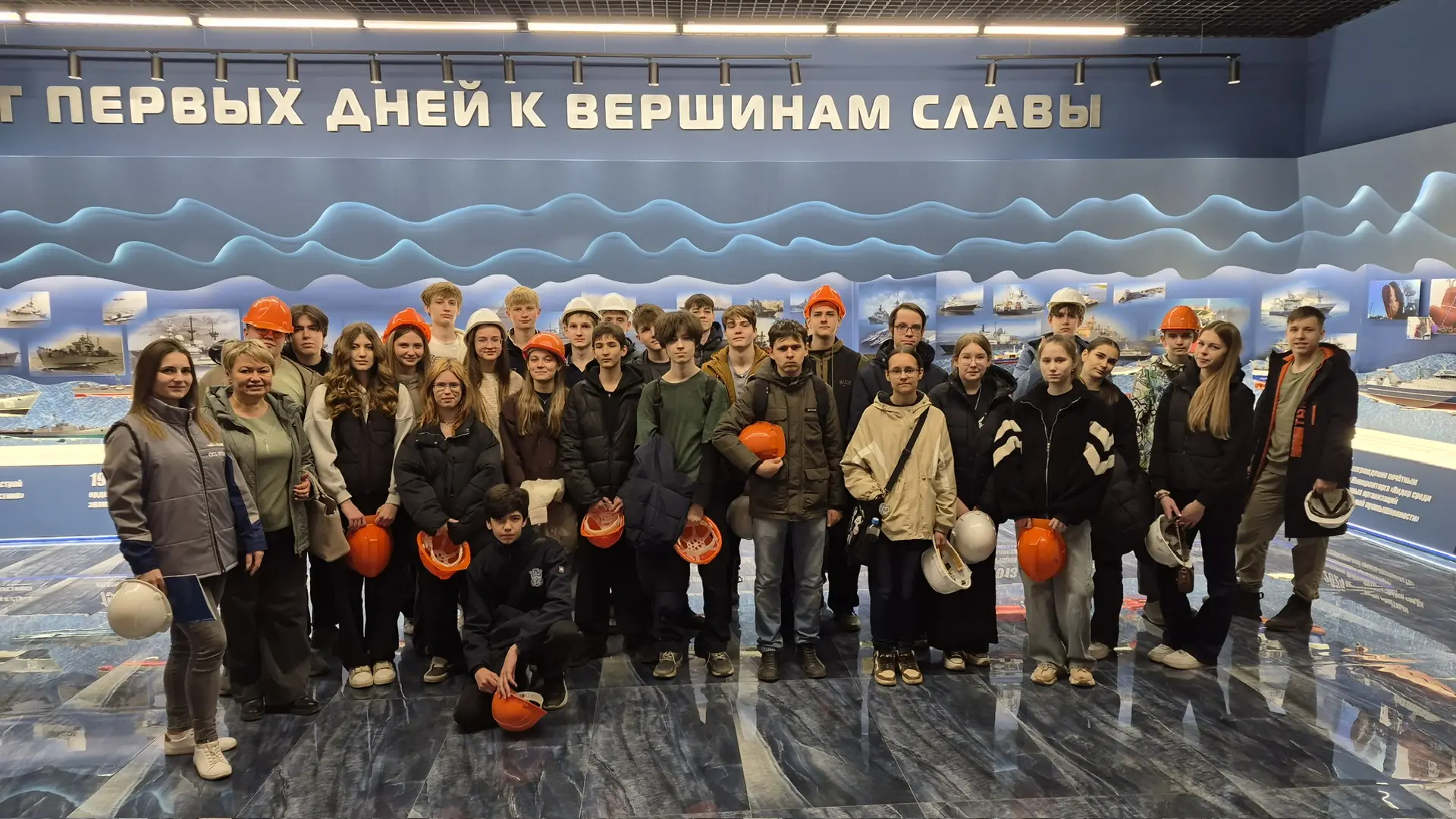 Неделя без турникетов»: девятиклассники познакомились с профессиями будущего на заводе «Янтарь»  В р