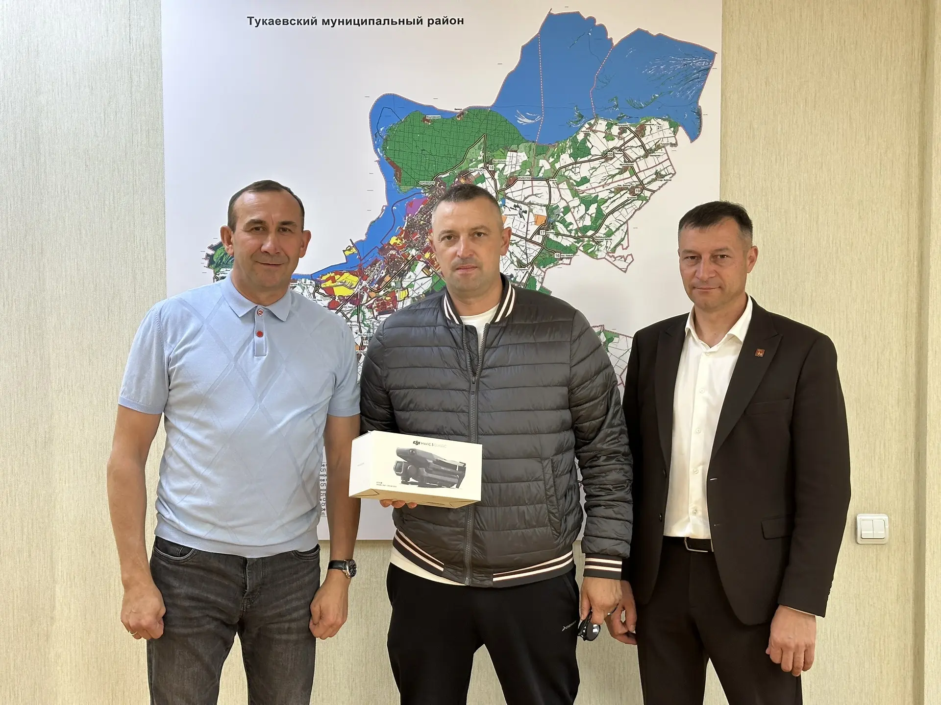 Мы продолжаем работу по поддержке наших бойцов СВО, чтобы у них было всё необходимое.