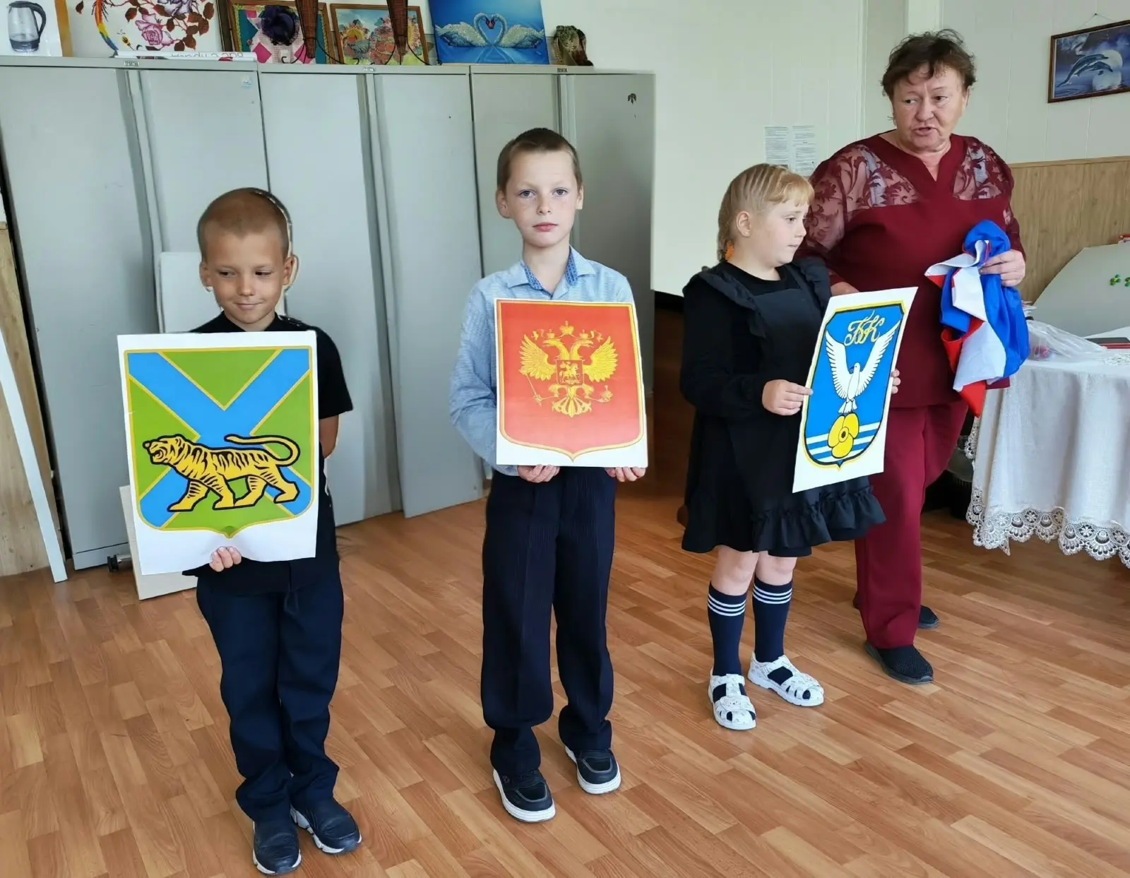 🇷🇺 «Родной земли многоголосье»: в КДО села Петровка отметили День языков народов России