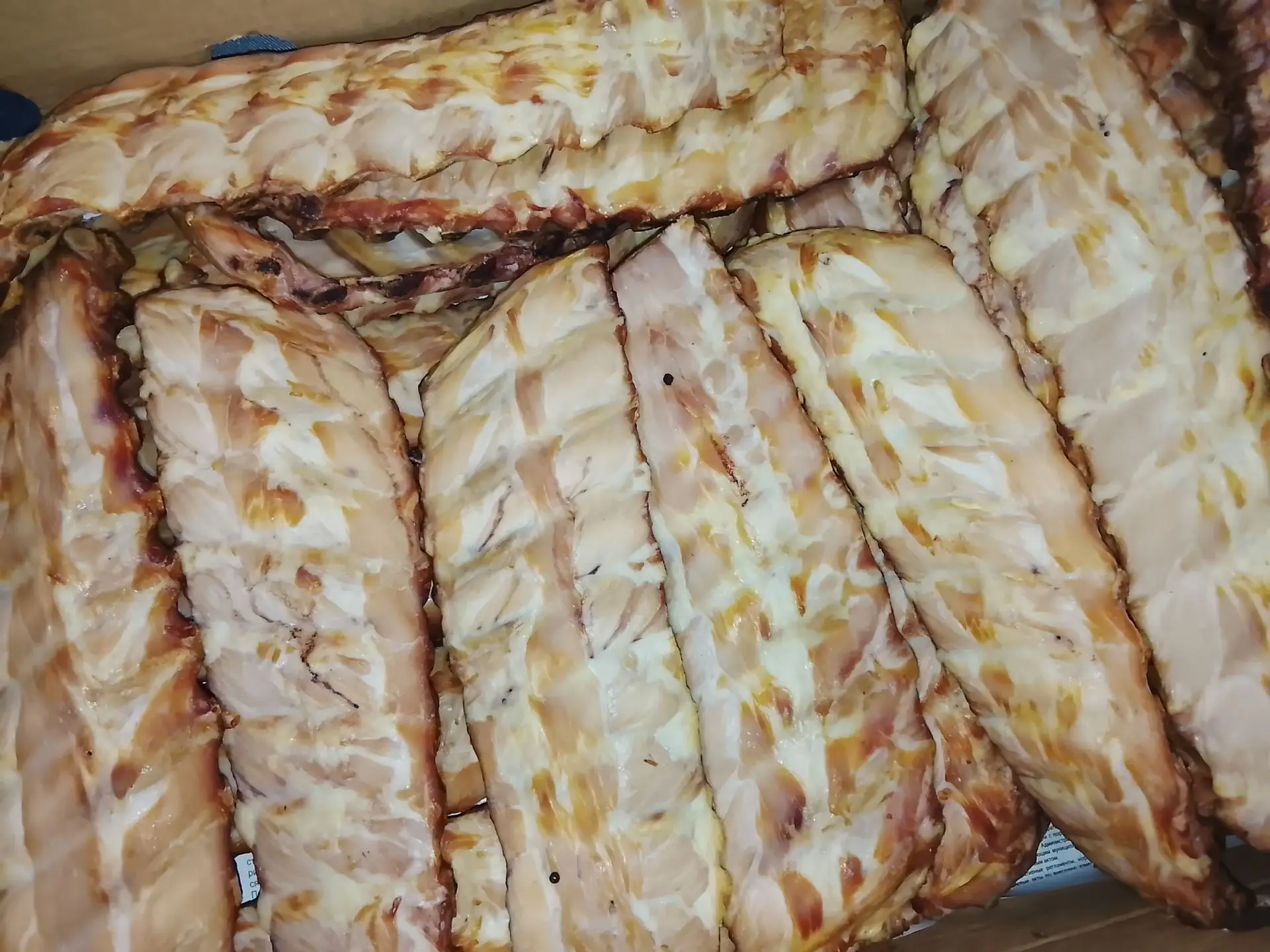 Вкуснейшие СВИНЫЕ РЕБРЫШКИ прямиком из коптильни отправились на нашу витрину!