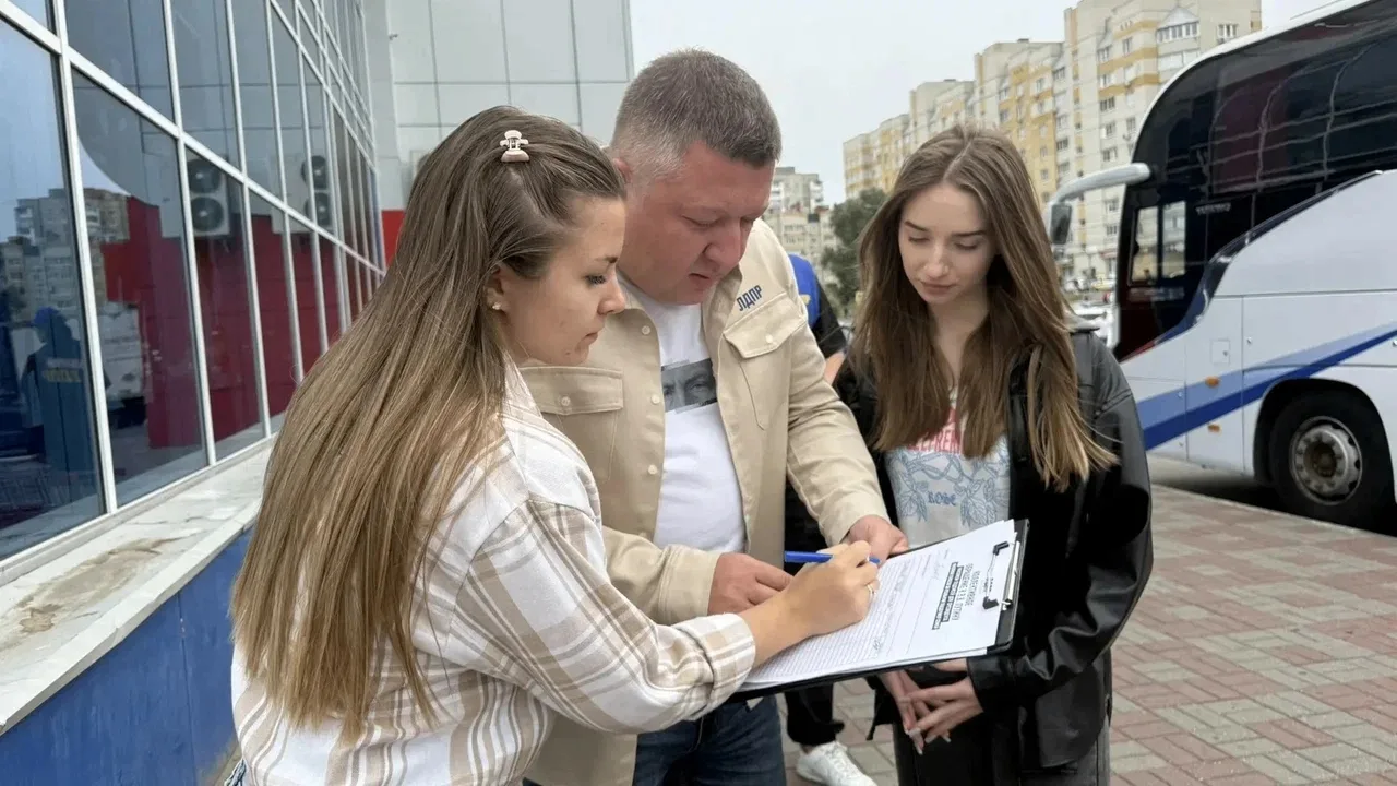 🇷🇺 Тамбовчане оставляют подписи за реальную поддержку российских семей