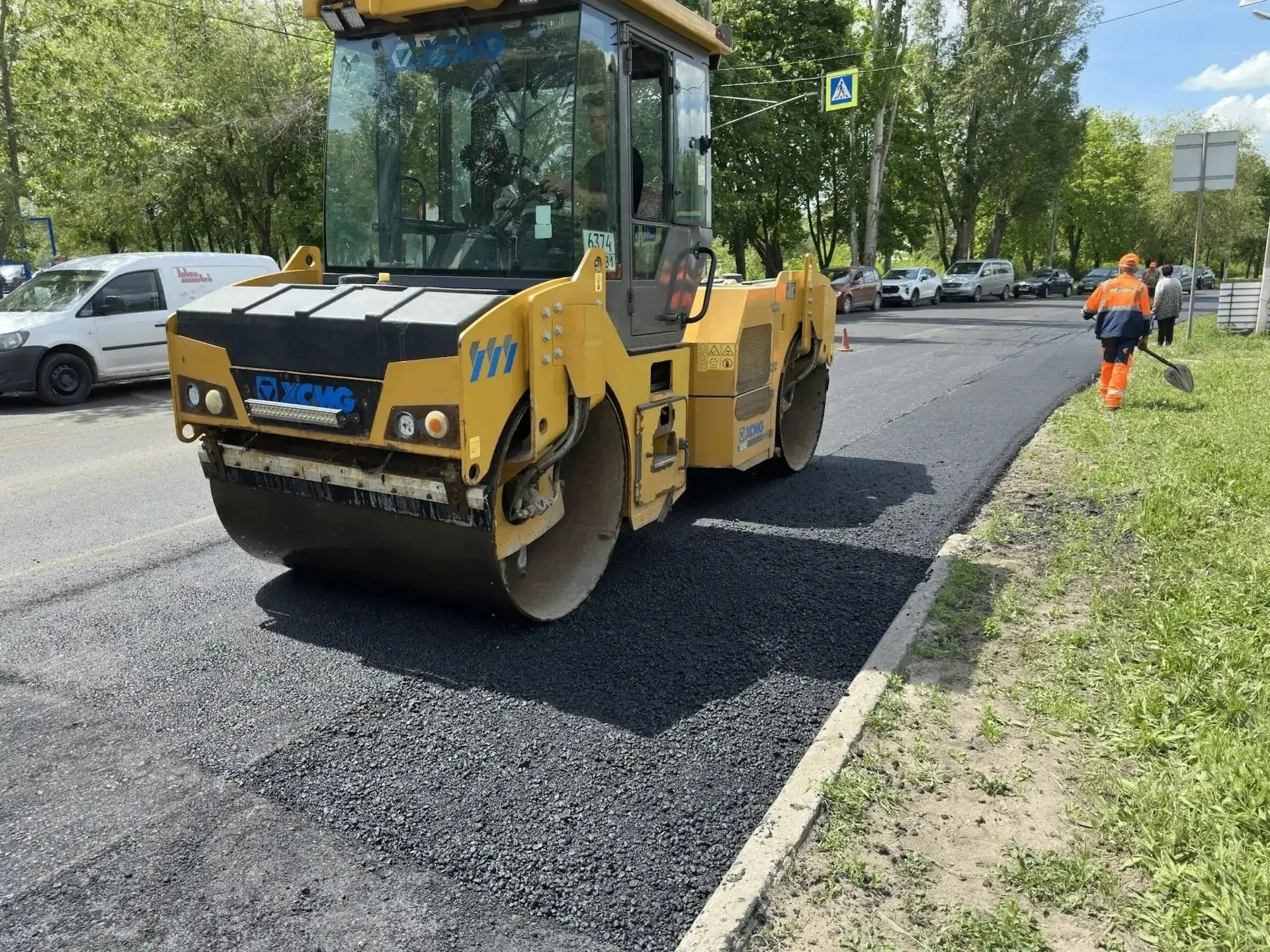 🚌На 8 улицах Луганска обновили дорожную разметку

✔️Более 500 квадратных метров разметки обновлено 