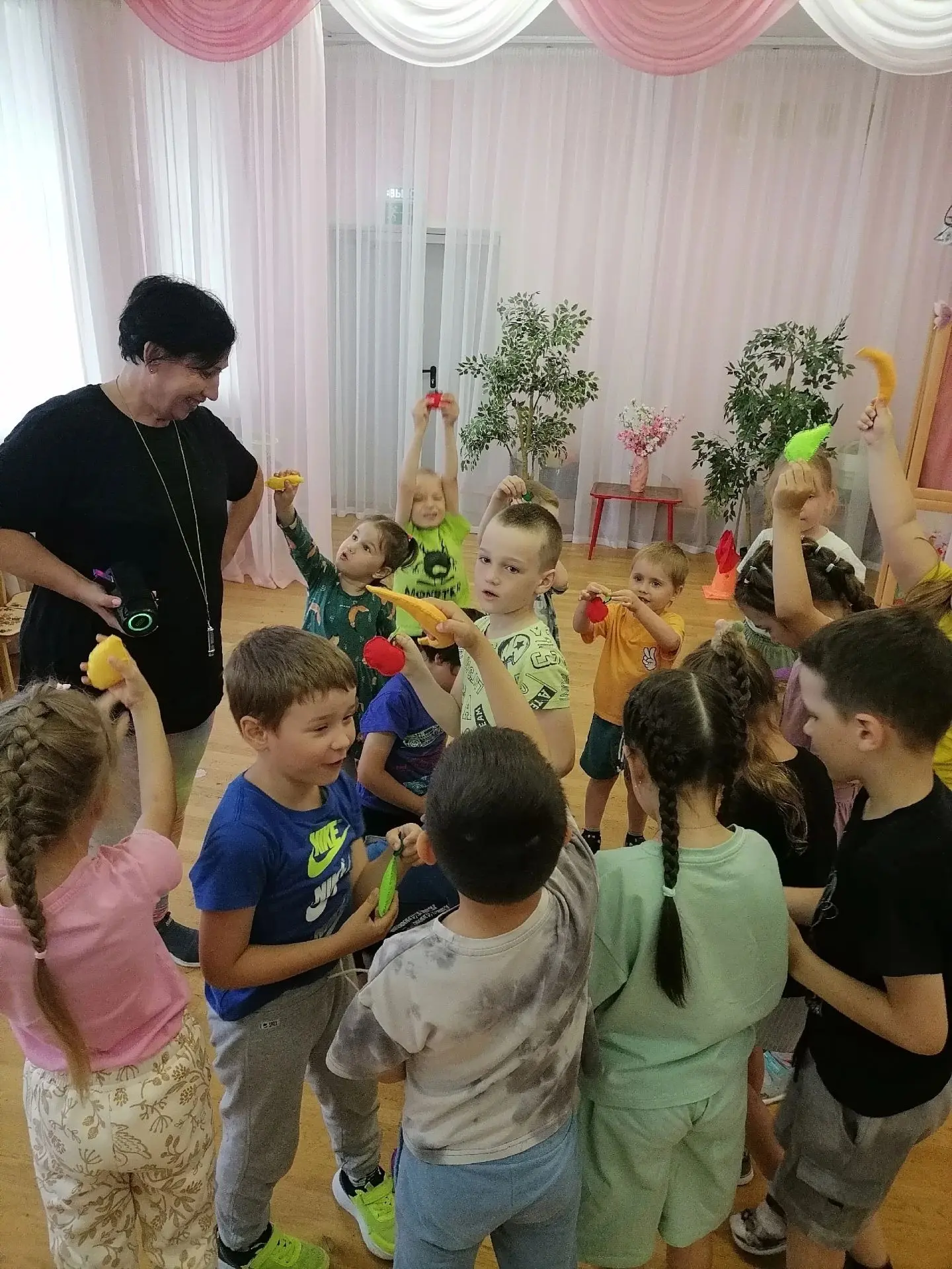 Это интересно...
В среду у ребят старшего дошкольного возраста  прошло развлечение «Письмо от Айболи