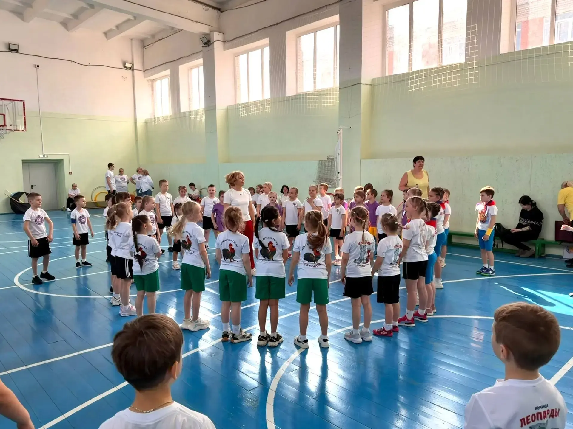 🏆 Сегодня в нашей школе — настоящий спортивный праздник! 🎉 На базе нашей школы прошёл окружной спорт