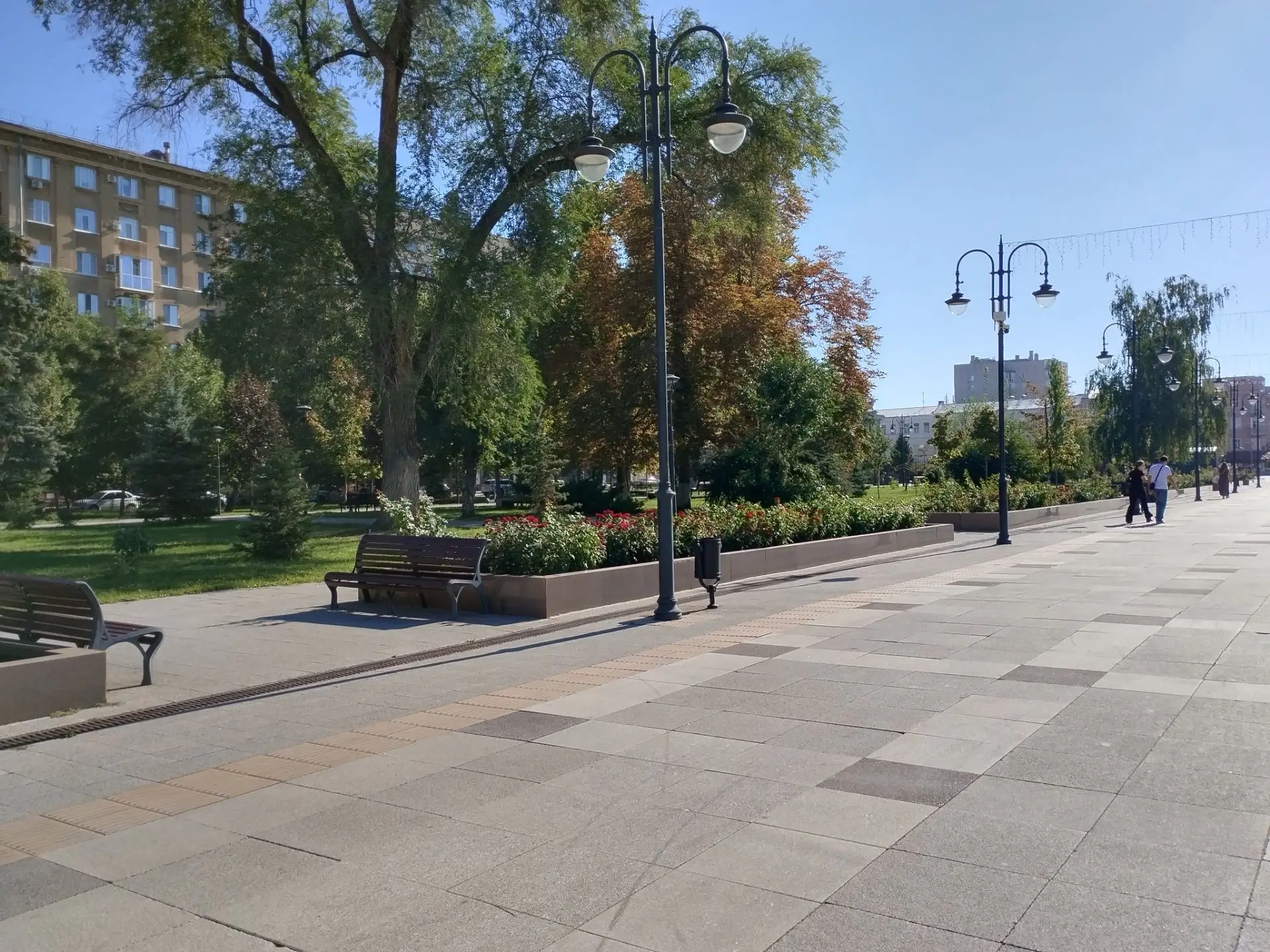 В Саратове солнечно и чуть прохладно.