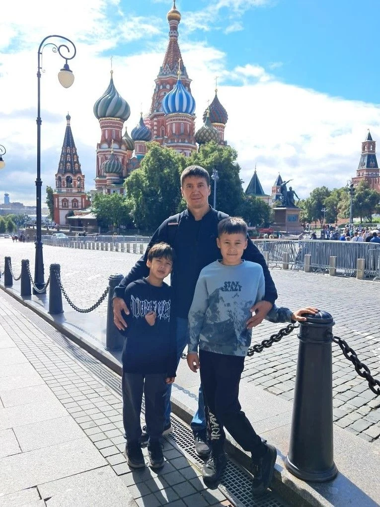 🇷🇺 Акция ко Дню России: «Моя Россия начинается здесь…» 
 
Дорогие друзья! Мы продолжаем нашу празд