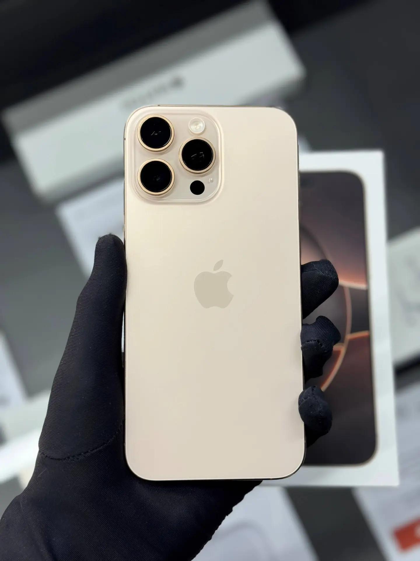 iPhone 16 Pro Max 256Gb Desert Titanium