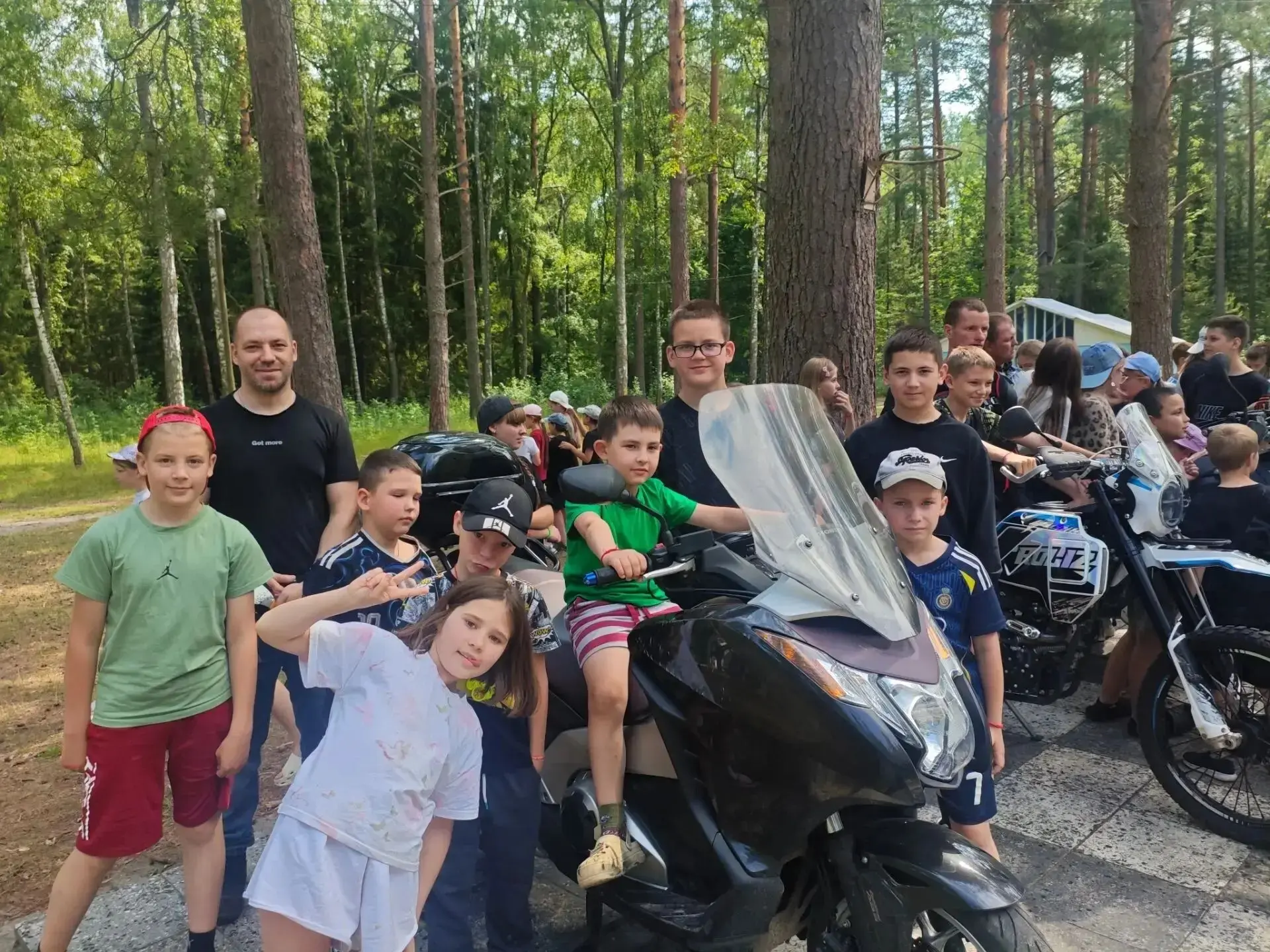 Безопасность на дороге 🙂

В загородном лагере «Хрусталёк» прошло важное профилактическое мероприяти