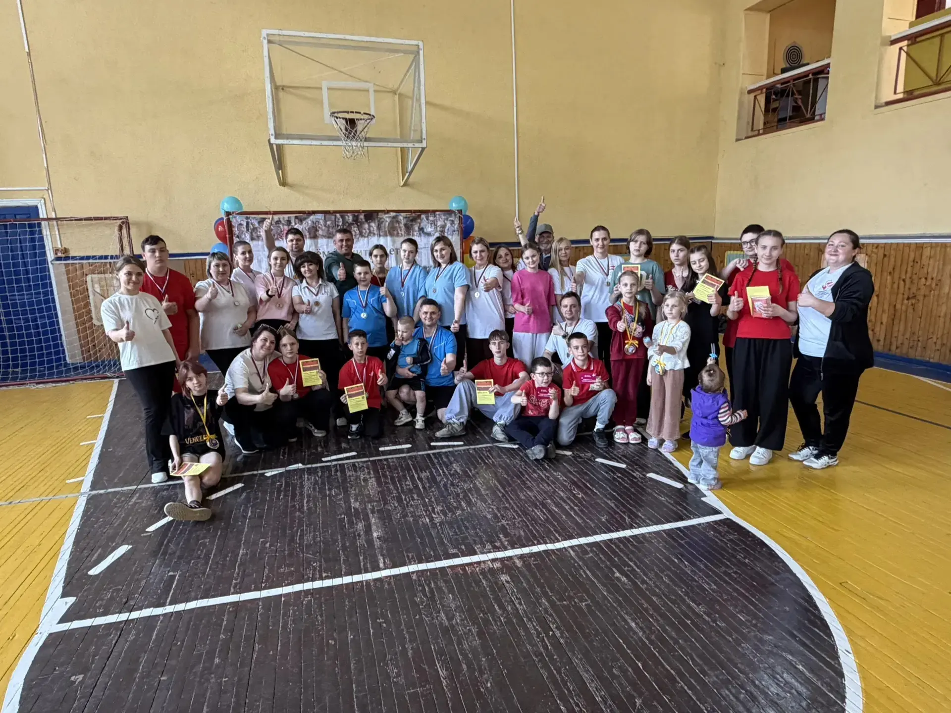 1 июня на базе МБУ ДО «Обоянская спортивная школа» состоялся спортивный турнир между со...