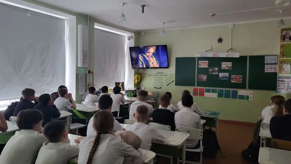 Обучающиеся 6-8 классов посмотрели и обсудили фильм "Крик тишины"! Это трогательная картина о послев