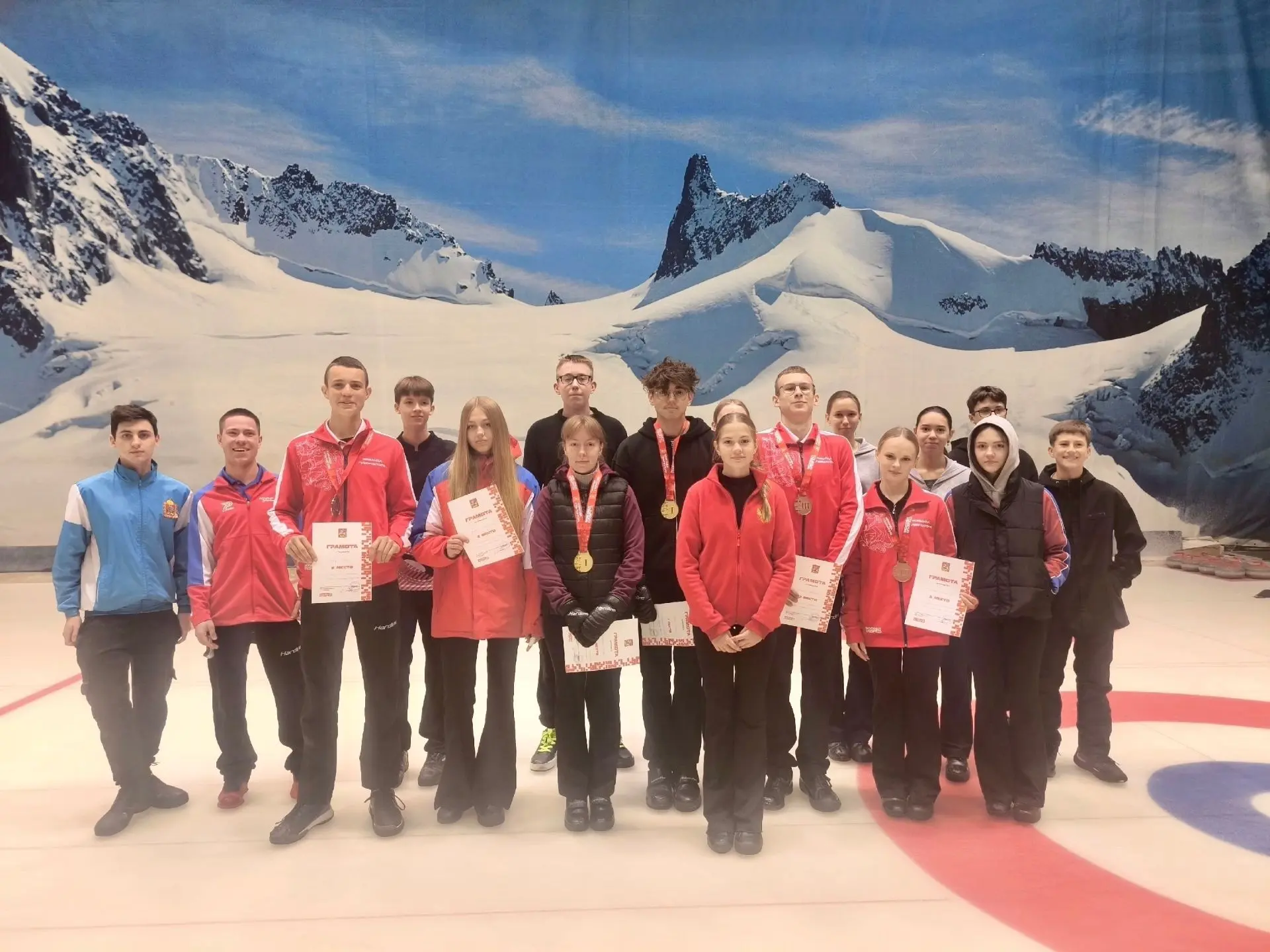 🔥🥌С 18 по 21 сентября в Дмитрове состоялся чемпионат Московской области по керлингу с...