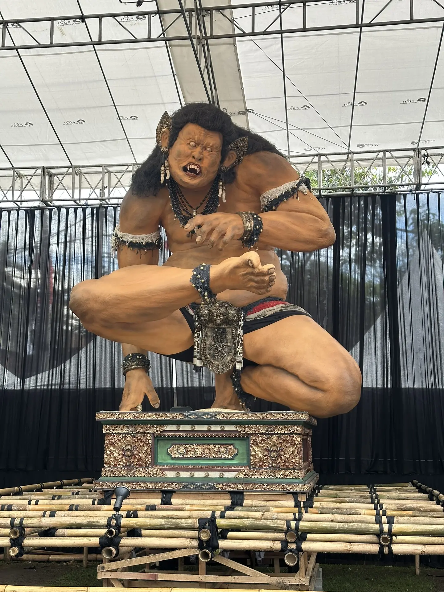 Сегодня на Бали — День тишины (Nyepi) 🤍  Сразу скажу: все посты, которые сегодня будут — я написала 
