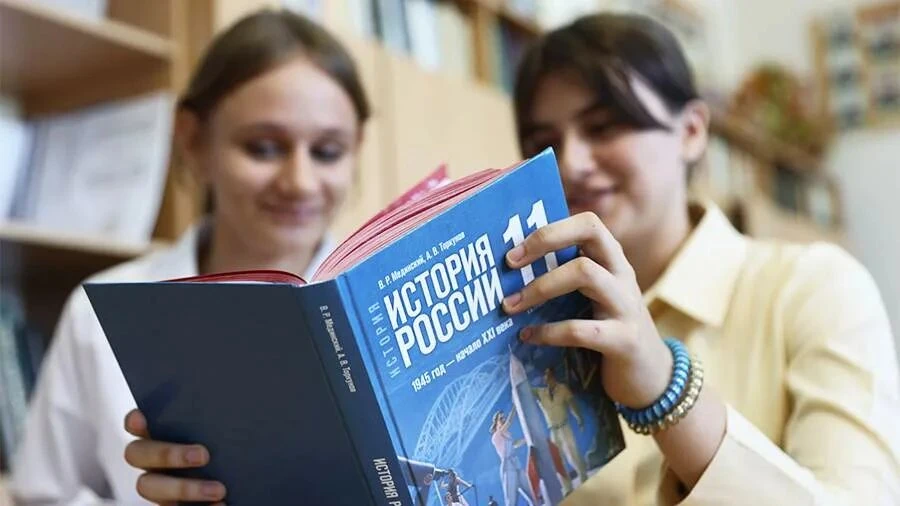 📜 Минпросвещения закрепило единую последовательность изучения тем по истории в рамках ...