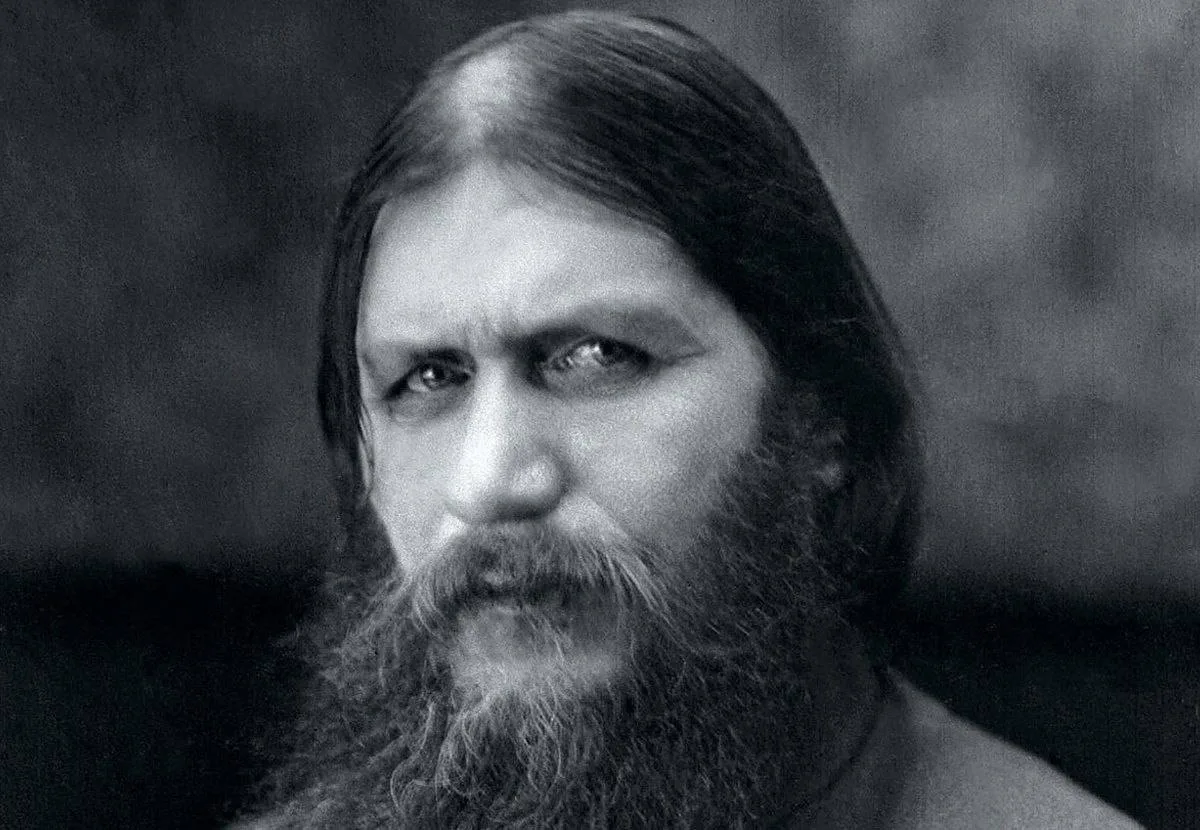"Петербург не сдадим".