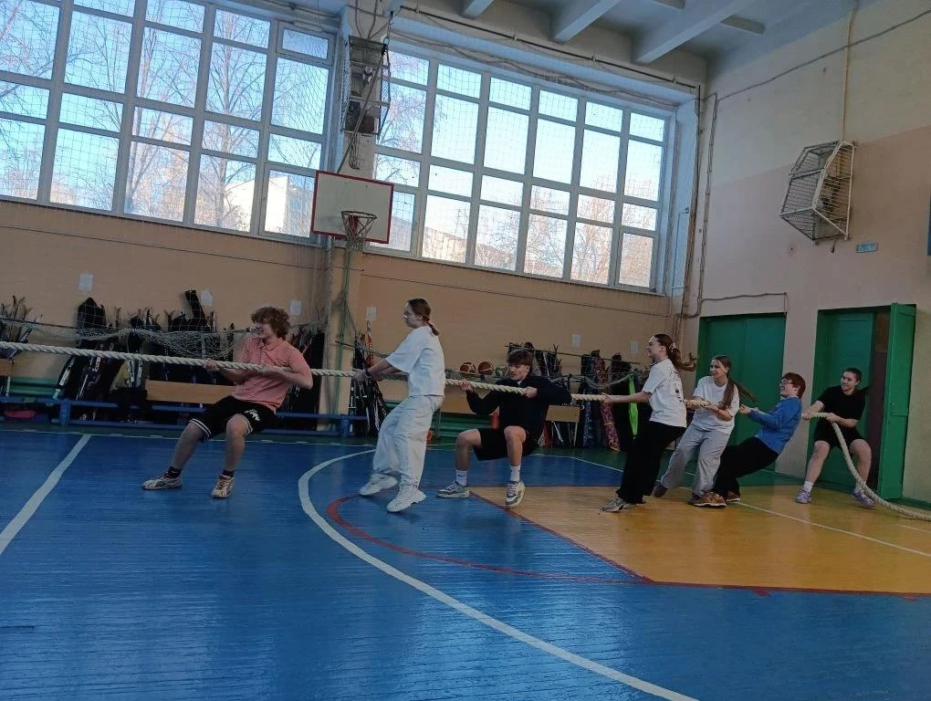 В нашей школе состоялись праздничные мероприятия, посвящённые Дню защитника Отечества, для обучающих