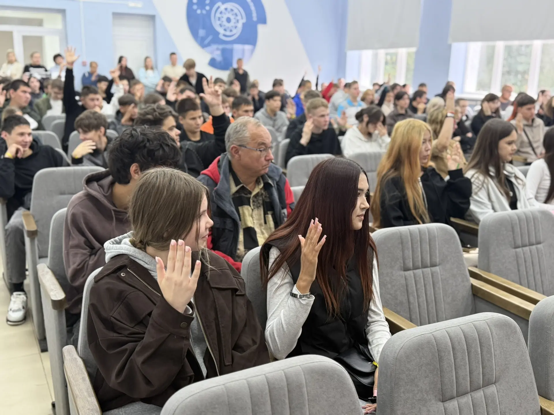 💙 Первый день адаптационного лагеря — позади!