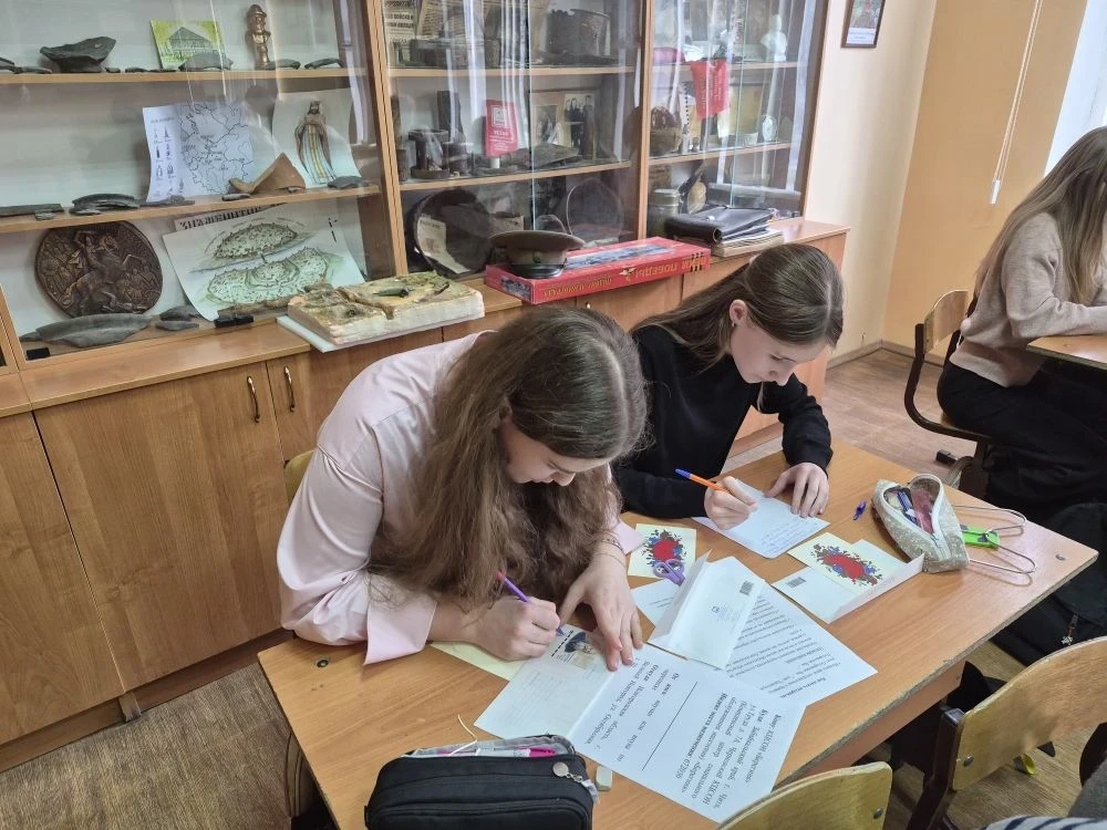 Международный женский день — это не только тюльпаны и подарки для близких, но и прекрасный повод нап
