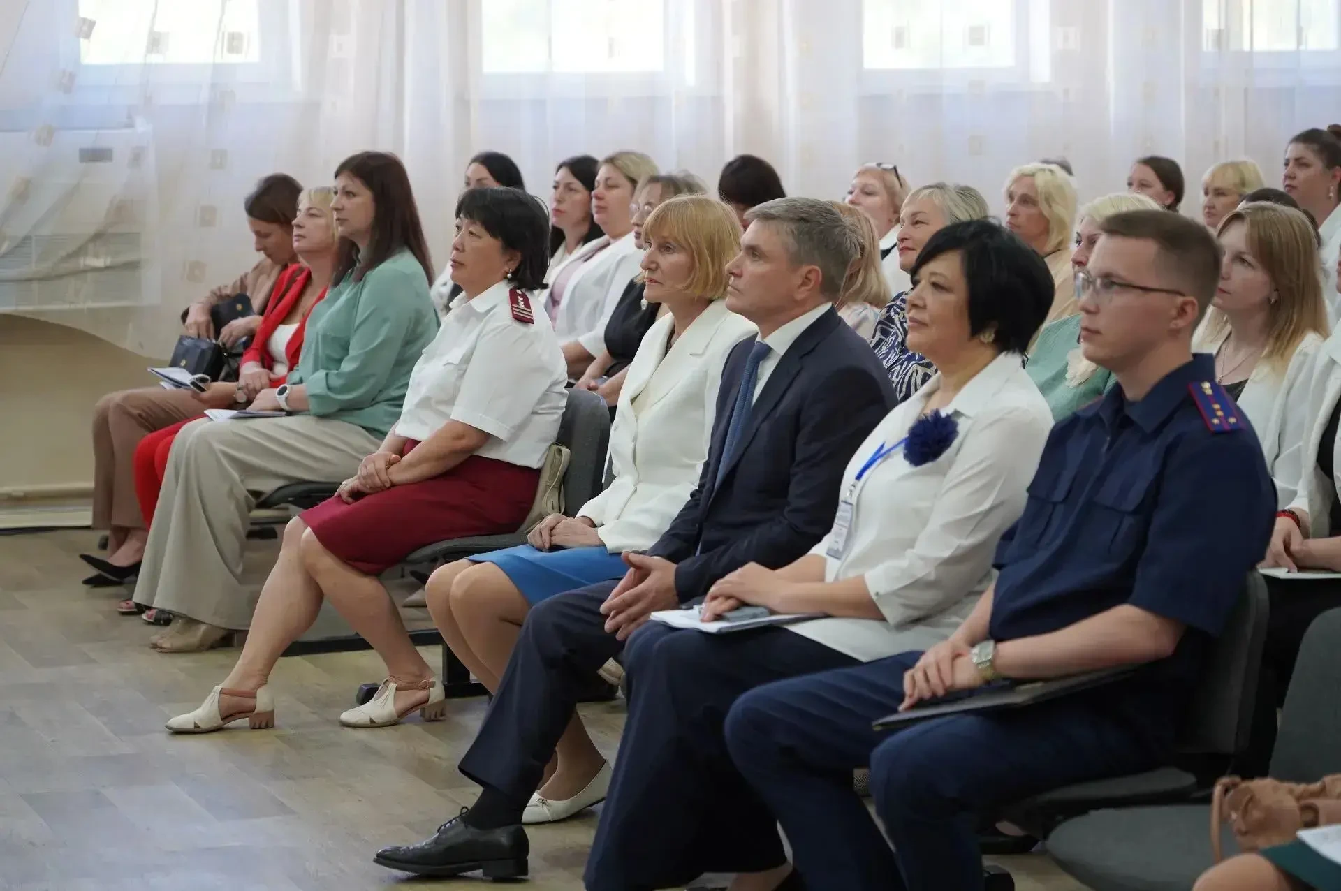 📍 В Уссурийске прошла ежегодная августовская конференция педагогических работников