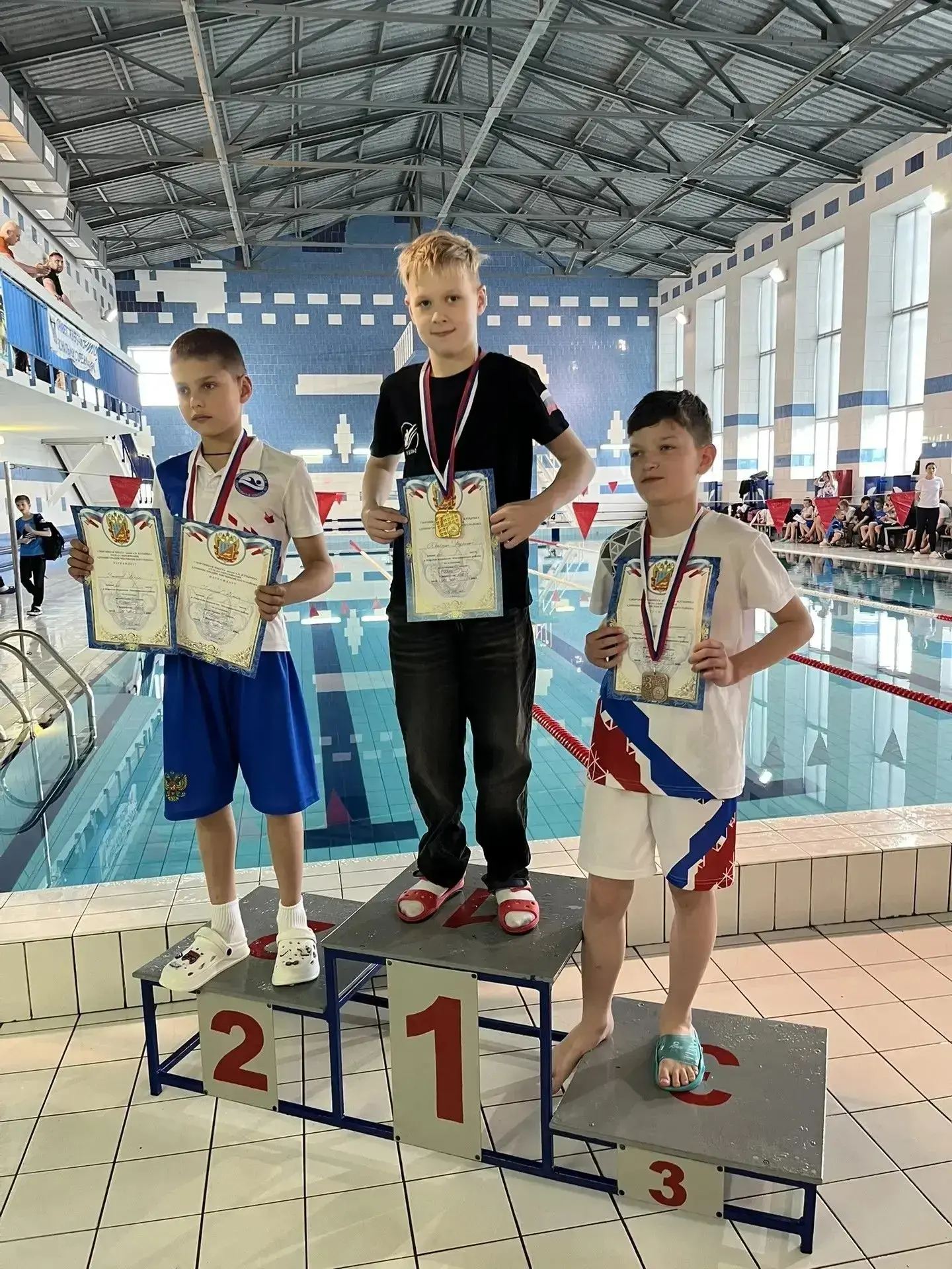 🏆 Ученик 4-г класса МБОУ СОШ№14 Крайкин Андриан заняла почётное 1 место в Первенстве Мясниковского р
