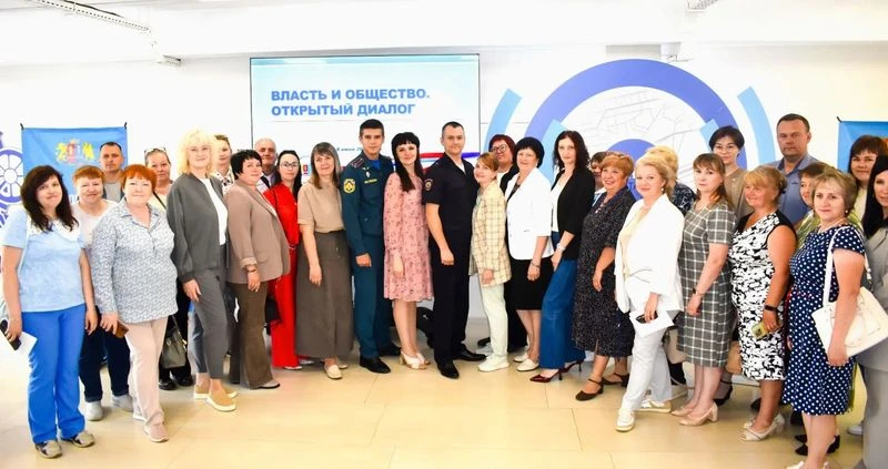 В Ивановской области обсудили вопросы безопасности с ТОСовцами и сельскими старостами

Встреча прошл