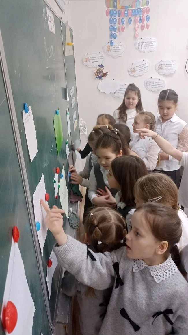 Каждый урок в школе - это маленькое открытие для учеников, а для первоклассников все классные событи