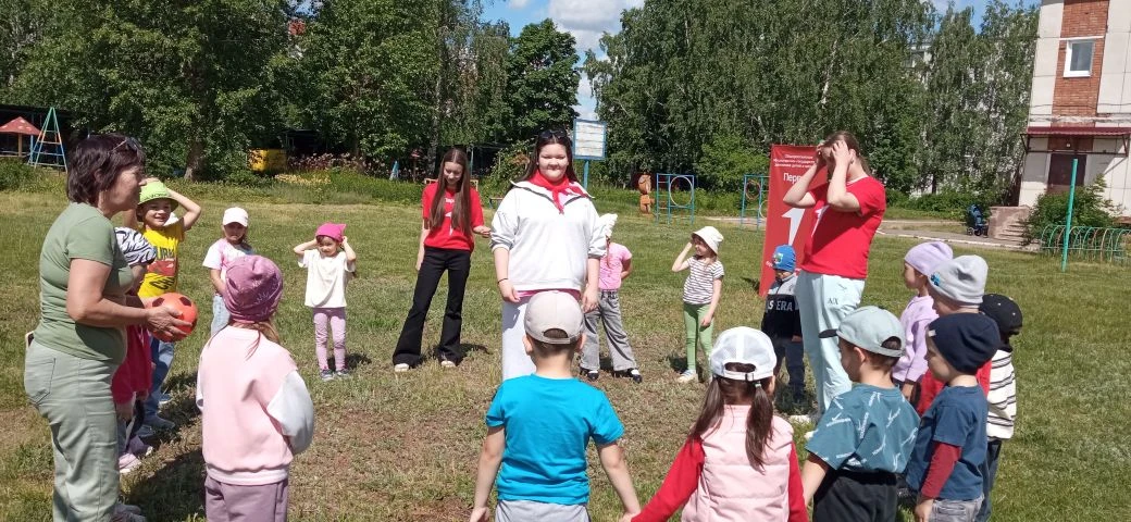 🎈1 июня - в День защиты детей  в нашем детском саду вместе с активистами  "Движения пе...