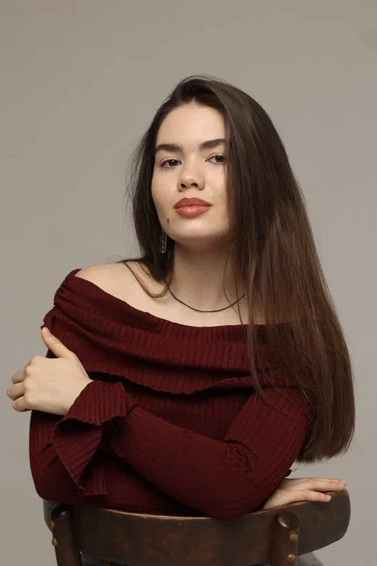 ЕГЭ на 💯 

💥Любовь Панкрац, ученица 11 «А» класса, получила 100 баллов за экзамен по 🪶русскому яз