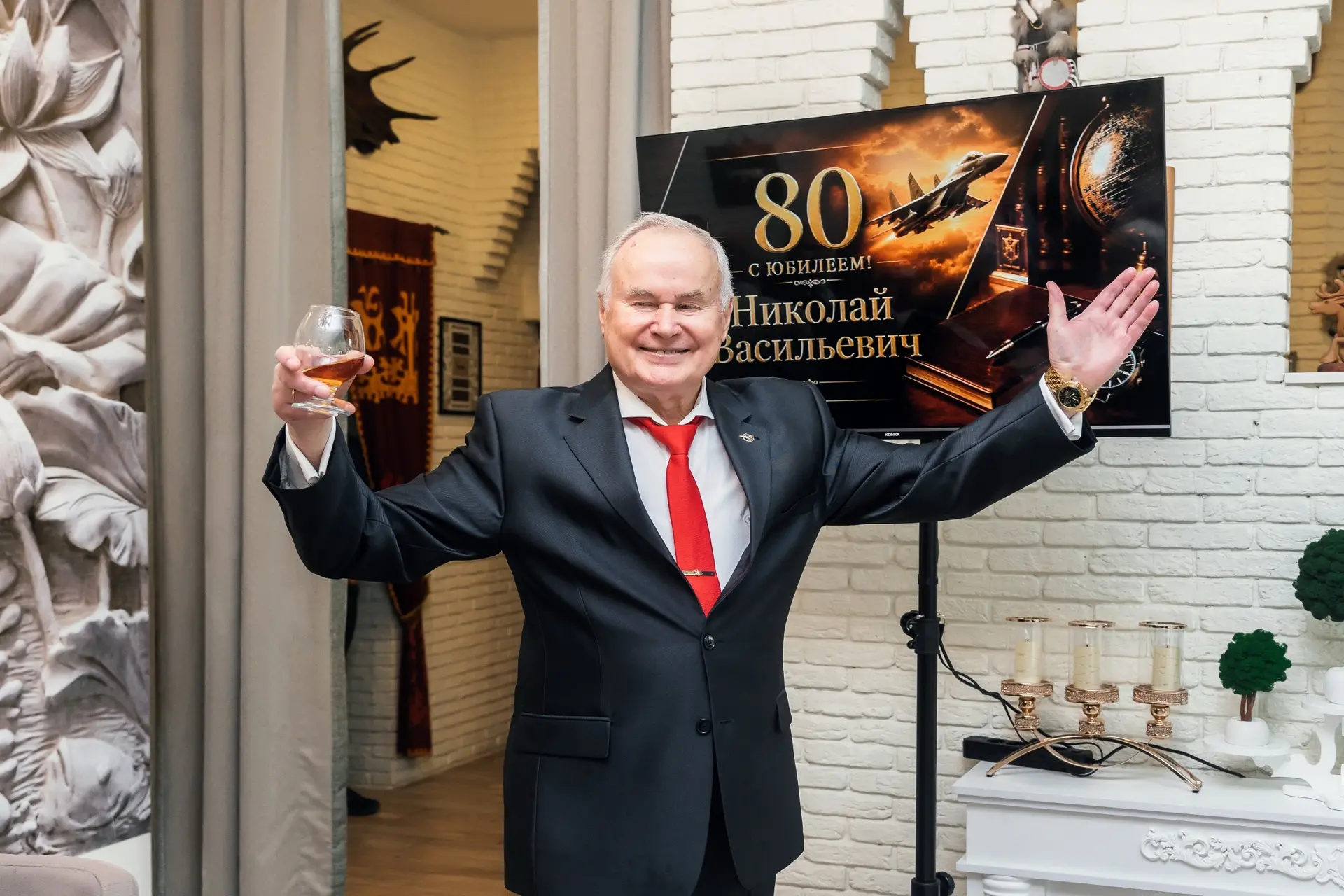 Моему Папе на днях исполнилось 80 лет!!! И это был удивительный праздник! Столько любви...