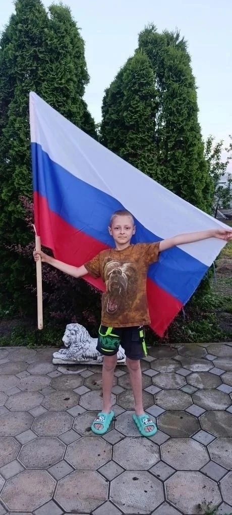 🇷🇺 С Днём России, друзья!
Решили, что отмечать этот праздник будем не выходя из дома, и устроили ц