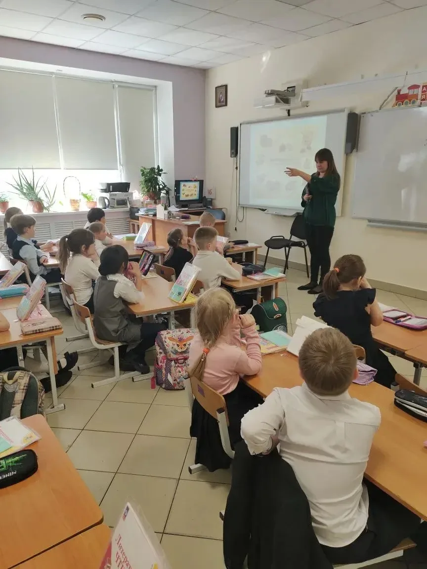 14–15 апреля в нашей школе прошли просветительские беседы с учениками начальной школы на тему «Здоро