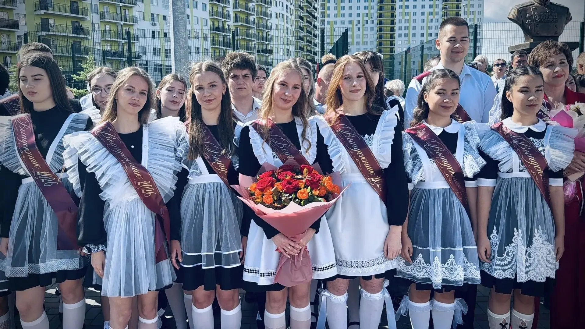 🔔 Сегодня особенный день! В нашей школе прозвучал Последний звонок — праздник, который навсегда оста