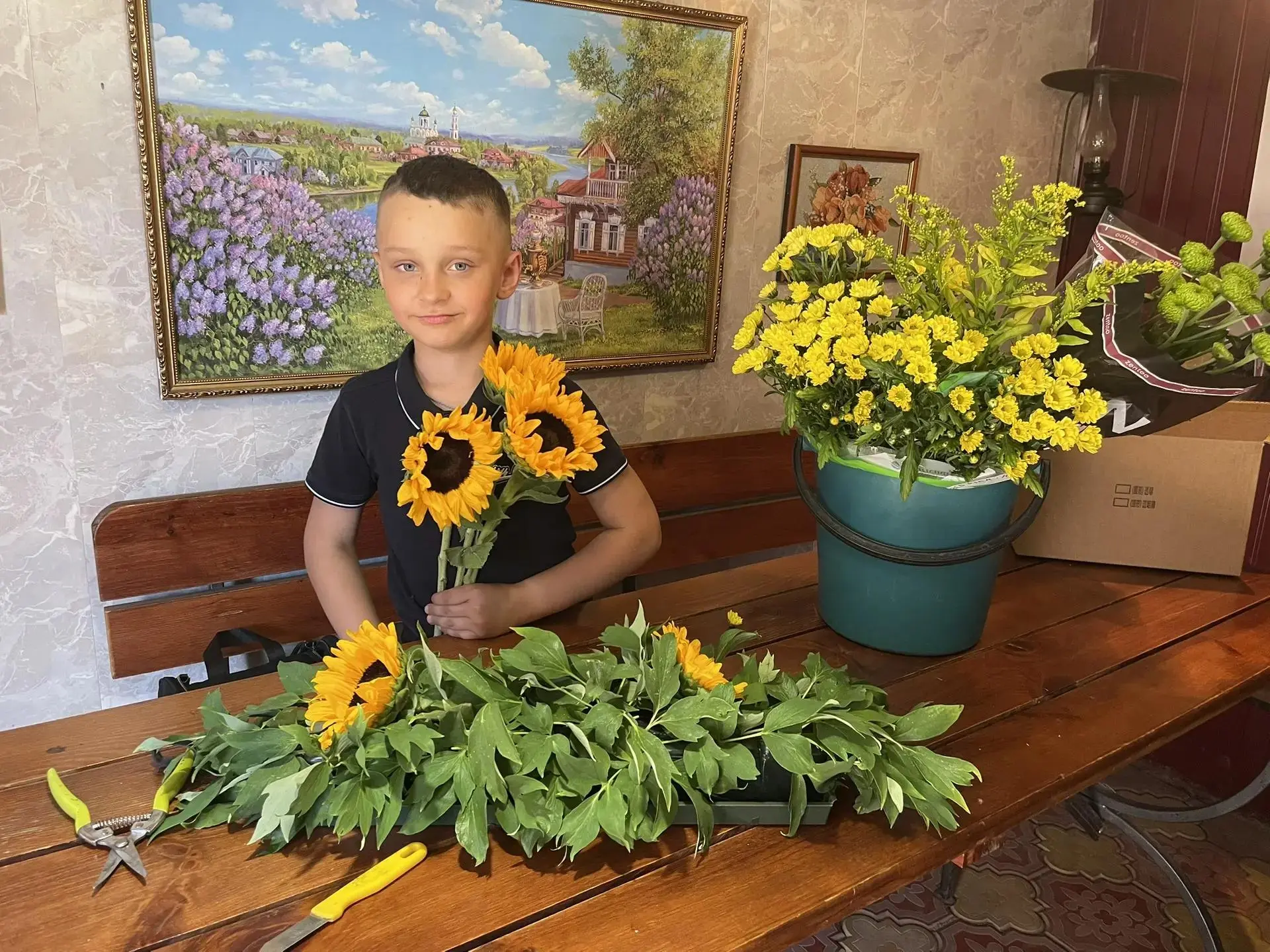 🕊️ ШКОЛЬНЫЕ ПРИВЕТЫ 🕊️

Сегодня у нас особенно светлый и трогательный привет — от Ярослава из 1 «Д