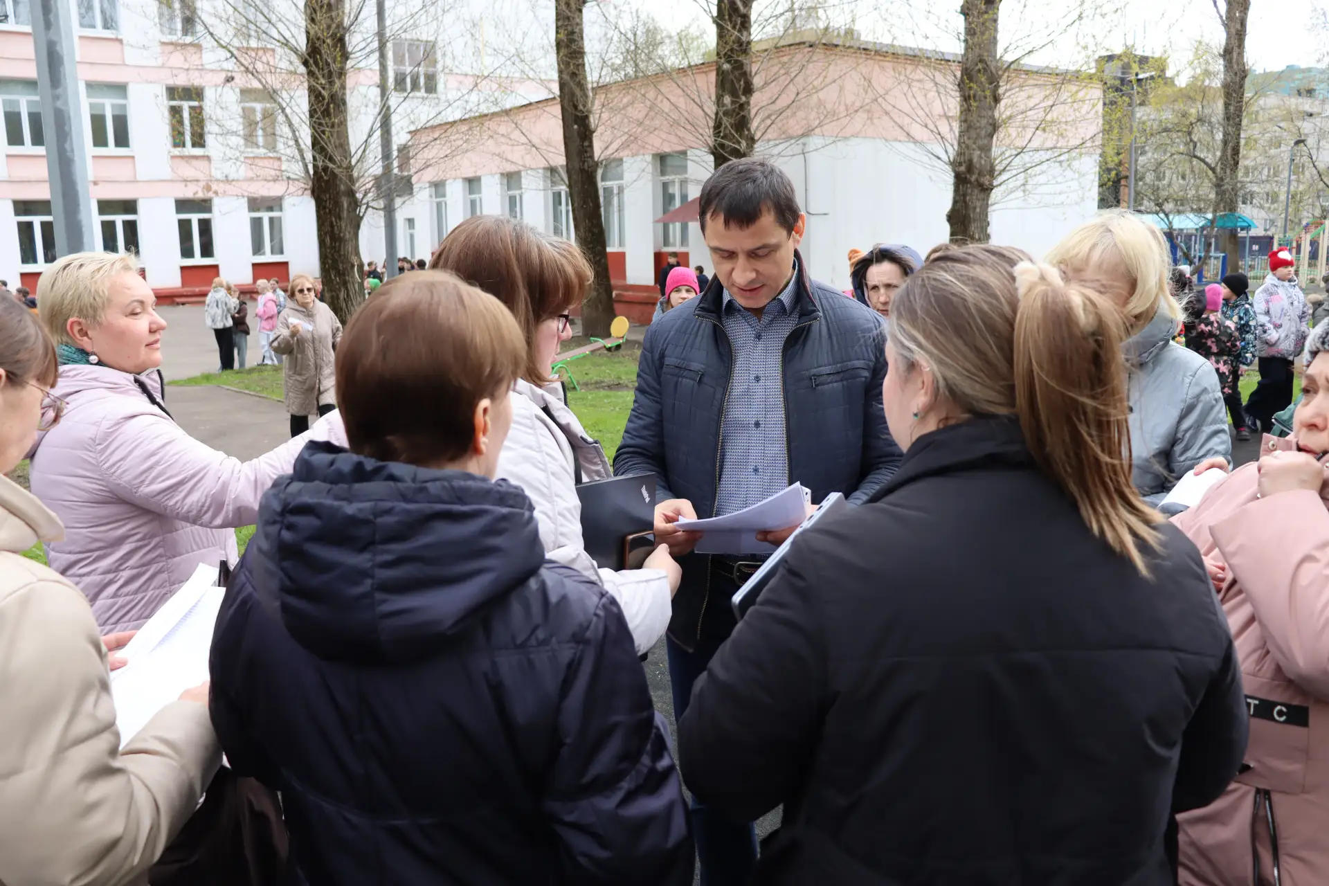 🚨 Сегодня наша школа показала, как действует команда!    🏫 Сегодня во всех корпусах нашей школы прош